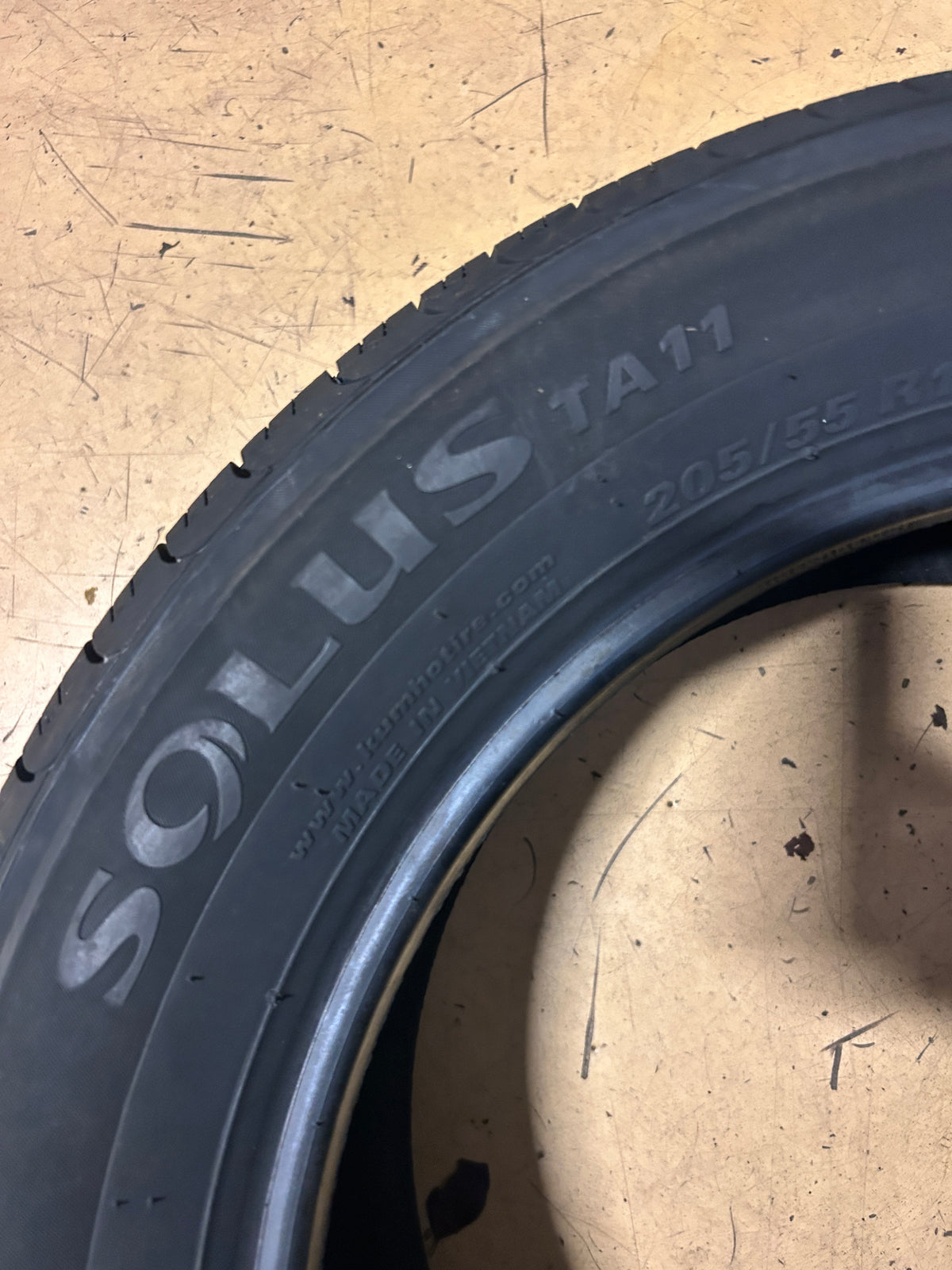 2 KUMHO SOLUS TA11 BSW P 205 55 16 91V  ALL SEASON TIRE 2361913