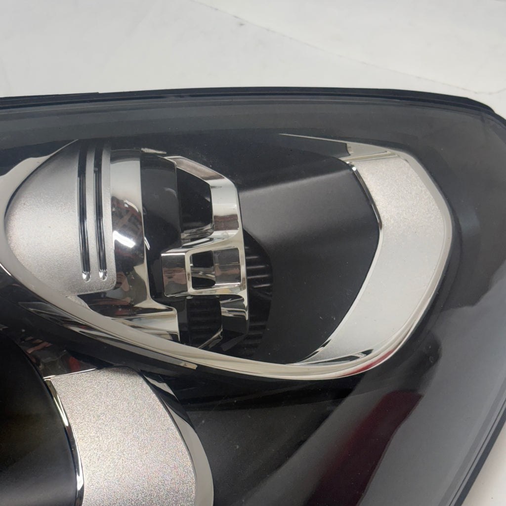 USED PORSCHE CAYENNE 958 RIGHT HEADLIGHT HID 7P5 941 030 CL
