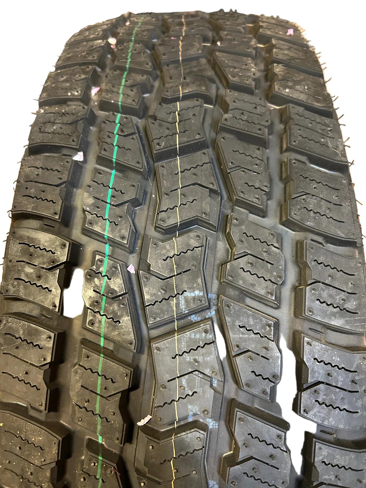 BIG O BIG FOOT A/T II BSW P 255 70 18 113T ALL TERRAIN TIRE BIGII2557018