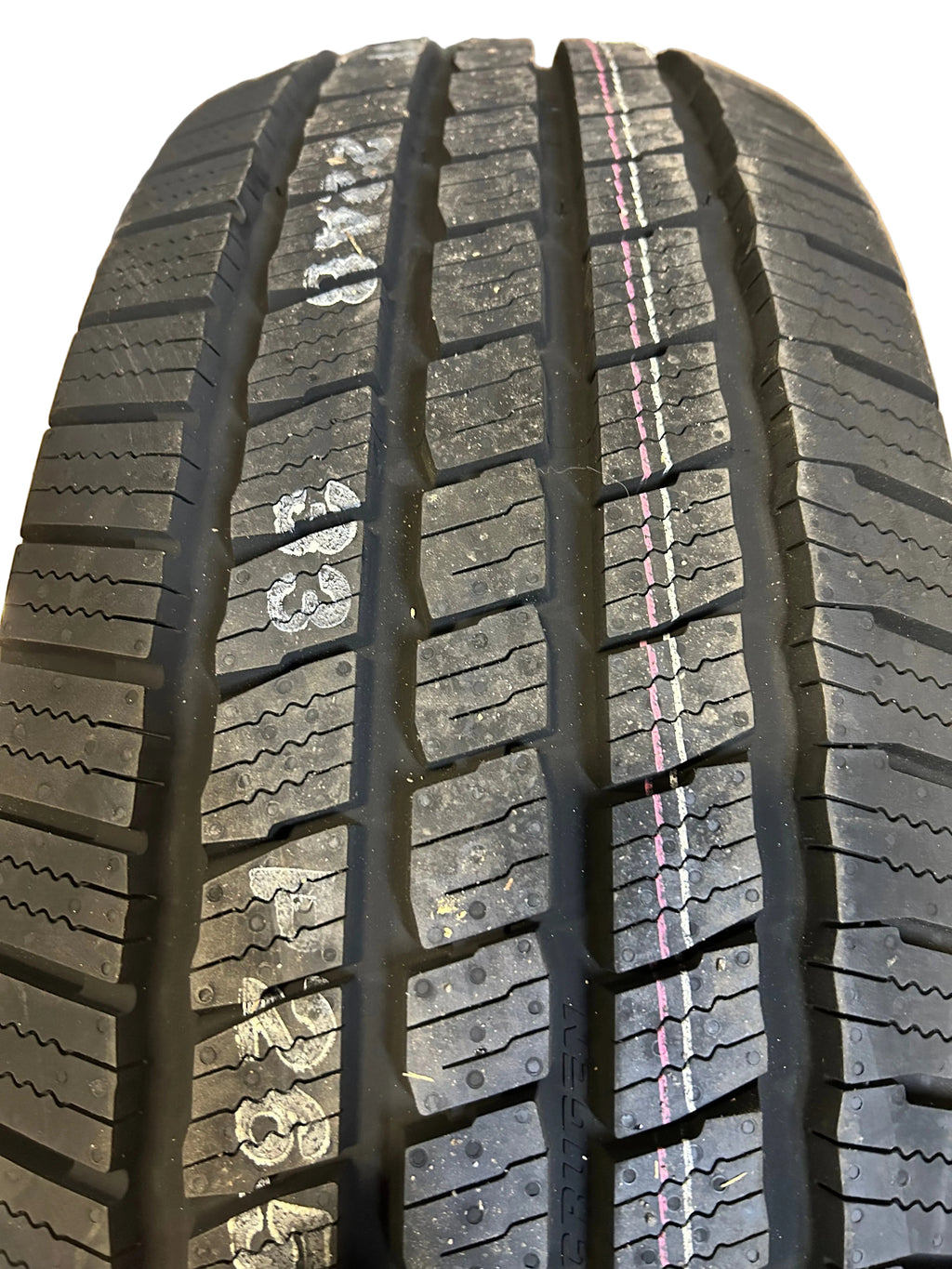 KUMHO CRUGEN HT51 BSW P 265 70 18 114T ALL WEATHER TIRE 2205833