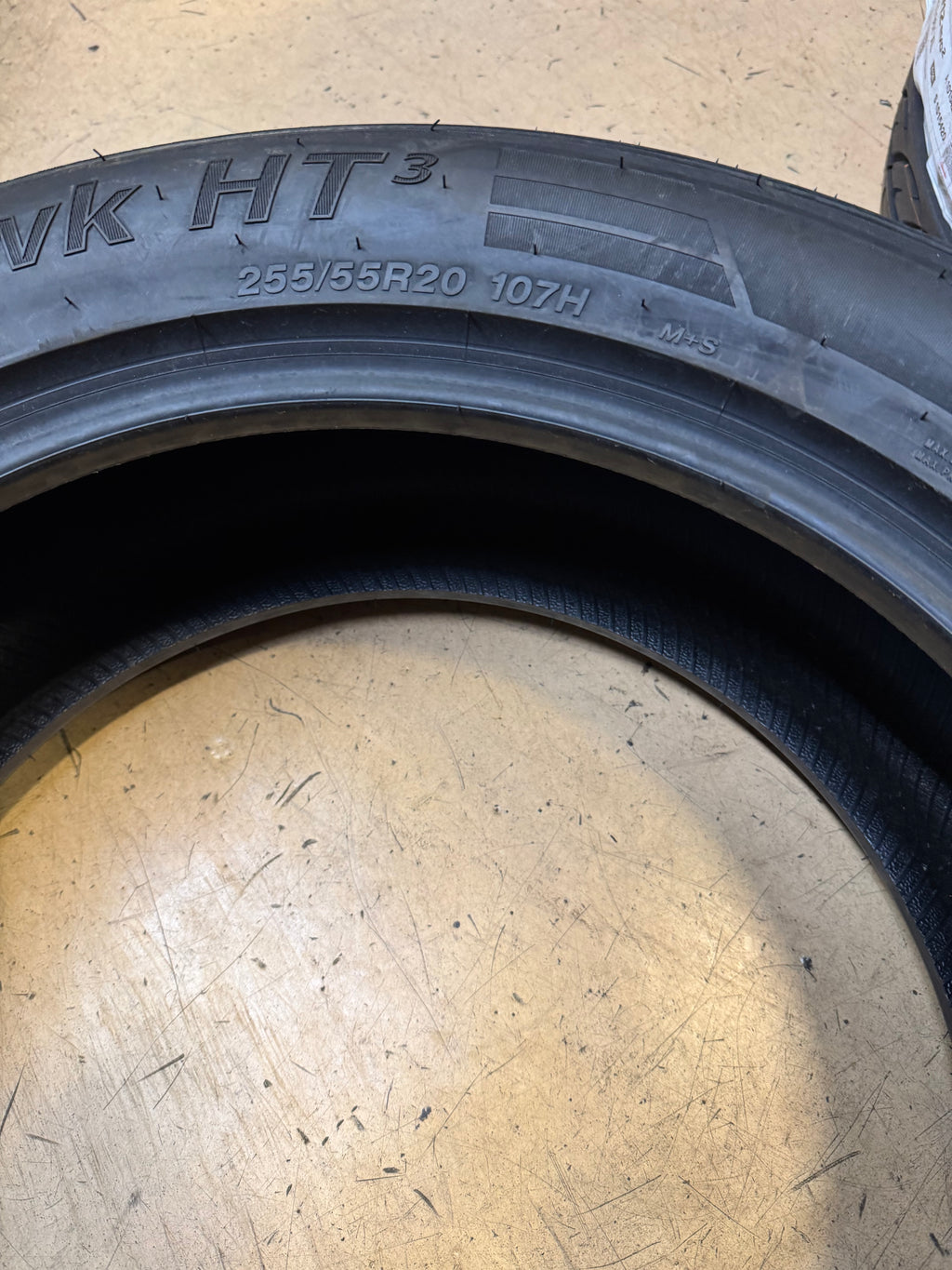ACHILLES DESERT HAWK HT3 BSW P 255 55 20 107H HIGHWAY TERRAIN TIRE ADH29