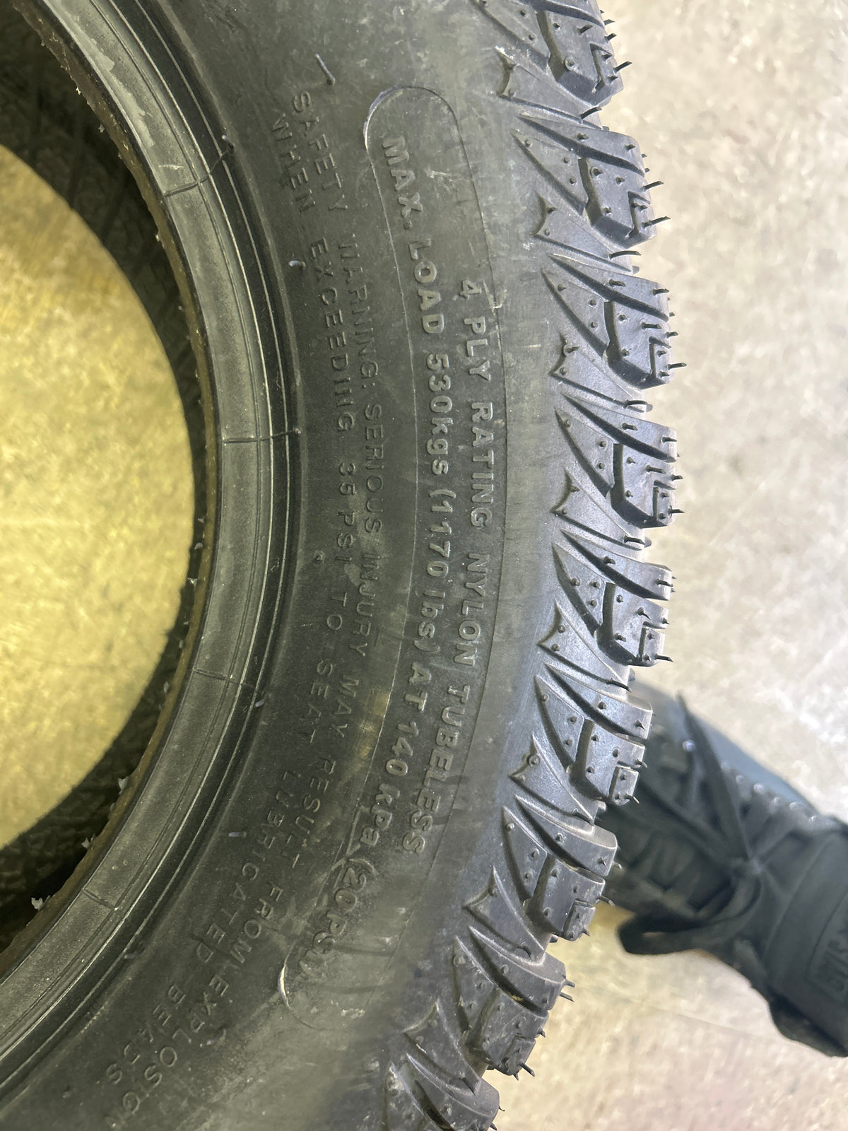 TRAC-GARD C/T P5023 BSW 22 9.5 12 4PLY LAWN TIRE 27003001