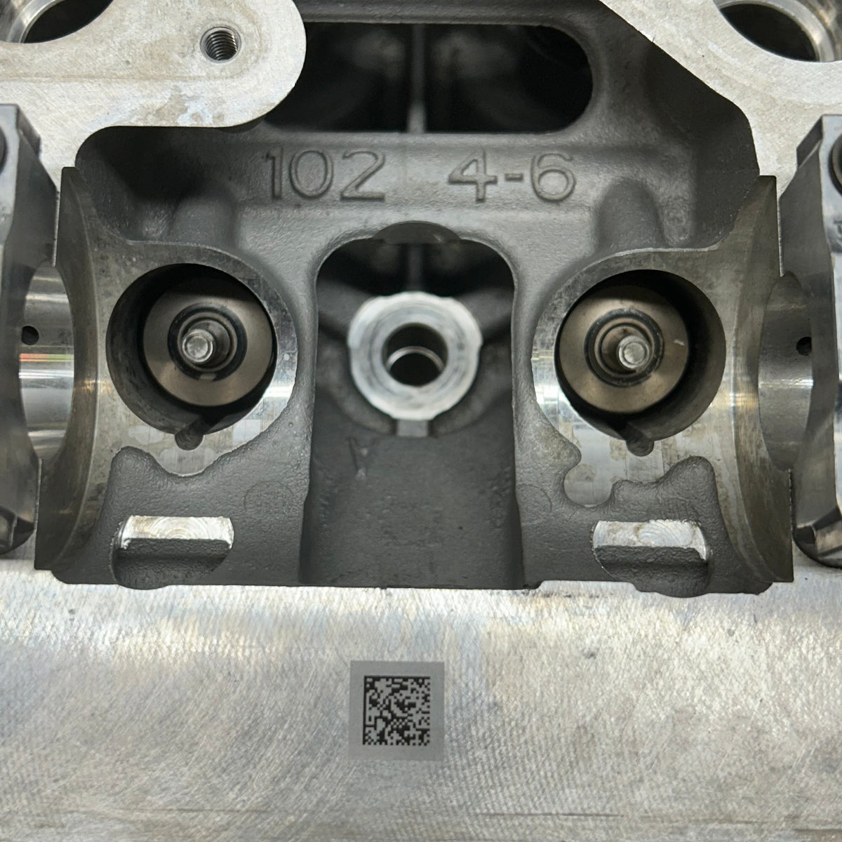 PORSCHE 911 11-16 CARRERA S 4S GTS RIGHT CYLINDER HEAD 9A1 104 112 8R