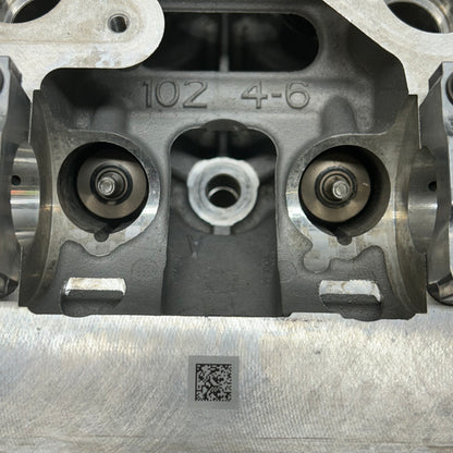 PORSCHE 911 11-16 CARRERA S 4S GTS RIGHT CYLINDER HEAD 9A1 104 112 8R