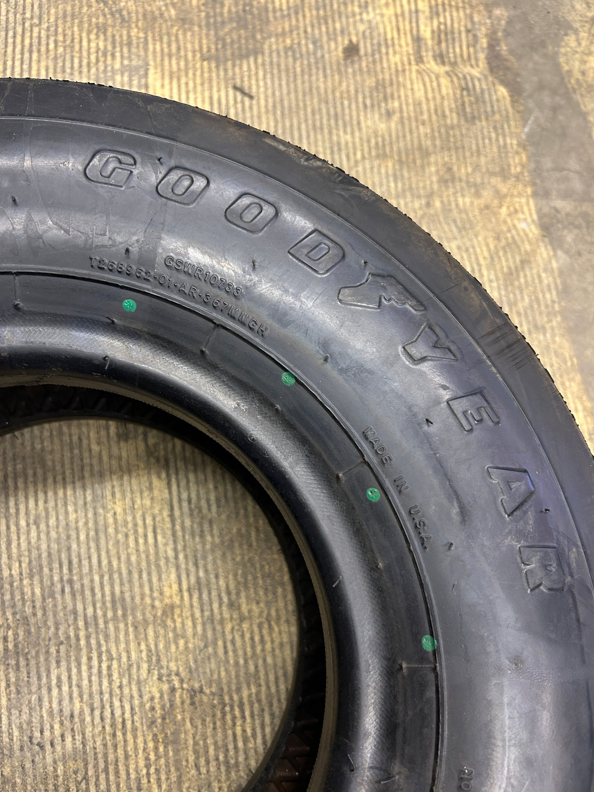 GOODYEAR FLIGHT EAGLE 185F03-5 BSW 18 5.5 10PLY AIRCRAFT TIRE 0601329