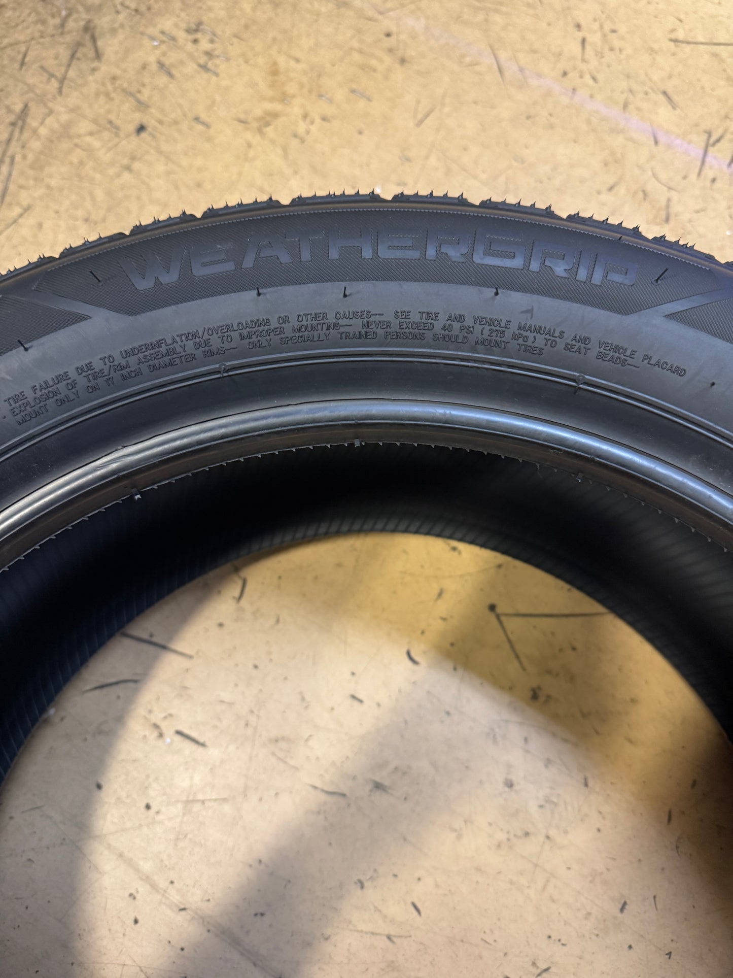 4 FIRESTONE WEATHERGRIP P 225 50 17 94V ALL WEATHER TIRE 011551