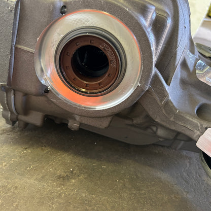 FORD DIFFERENTIAL REAR AXLE S604D