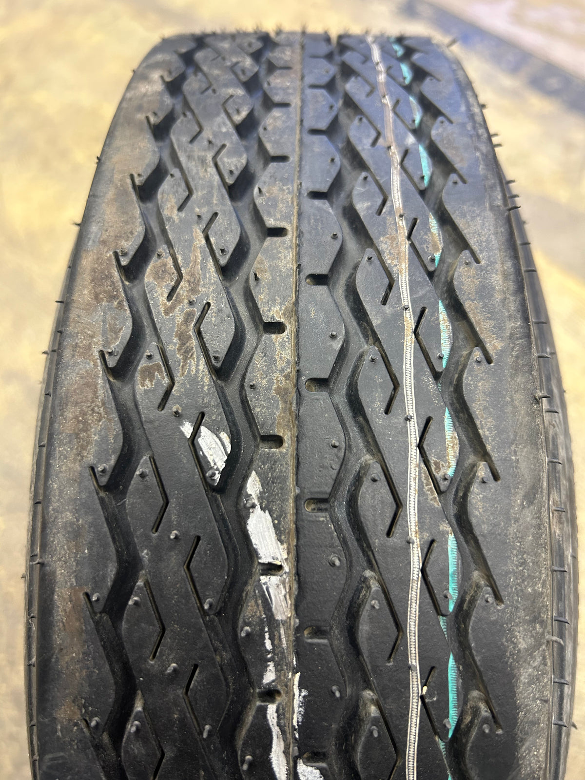 HI-RUN SU02 BSW 5.7 8 83M 8PLY TRAILER TIRE WD1010