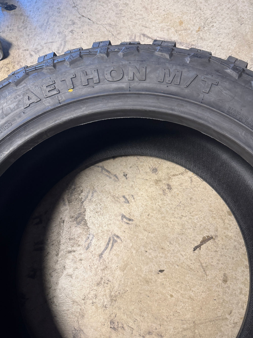 ROADONE AETHON M/T BSW LT 35 12.5 22 117Q 10PLY MUD TERRAIN TIRE AR1023