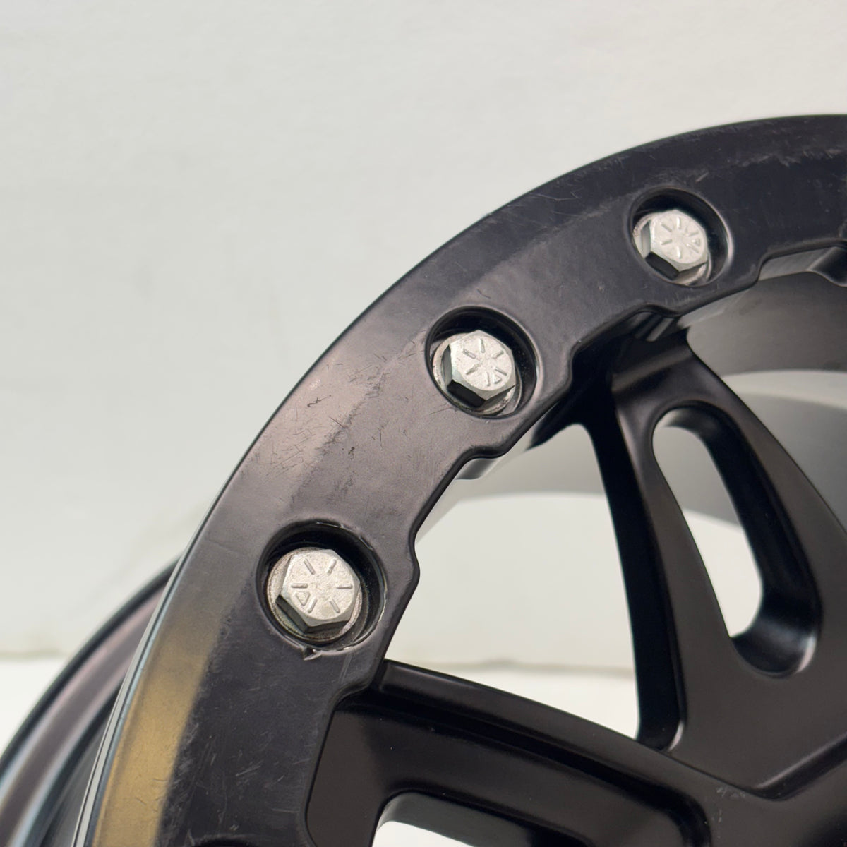 2 TUSK TD672 BLACK MATTER WHEELS 15X7 ET 30 4X6-1/4