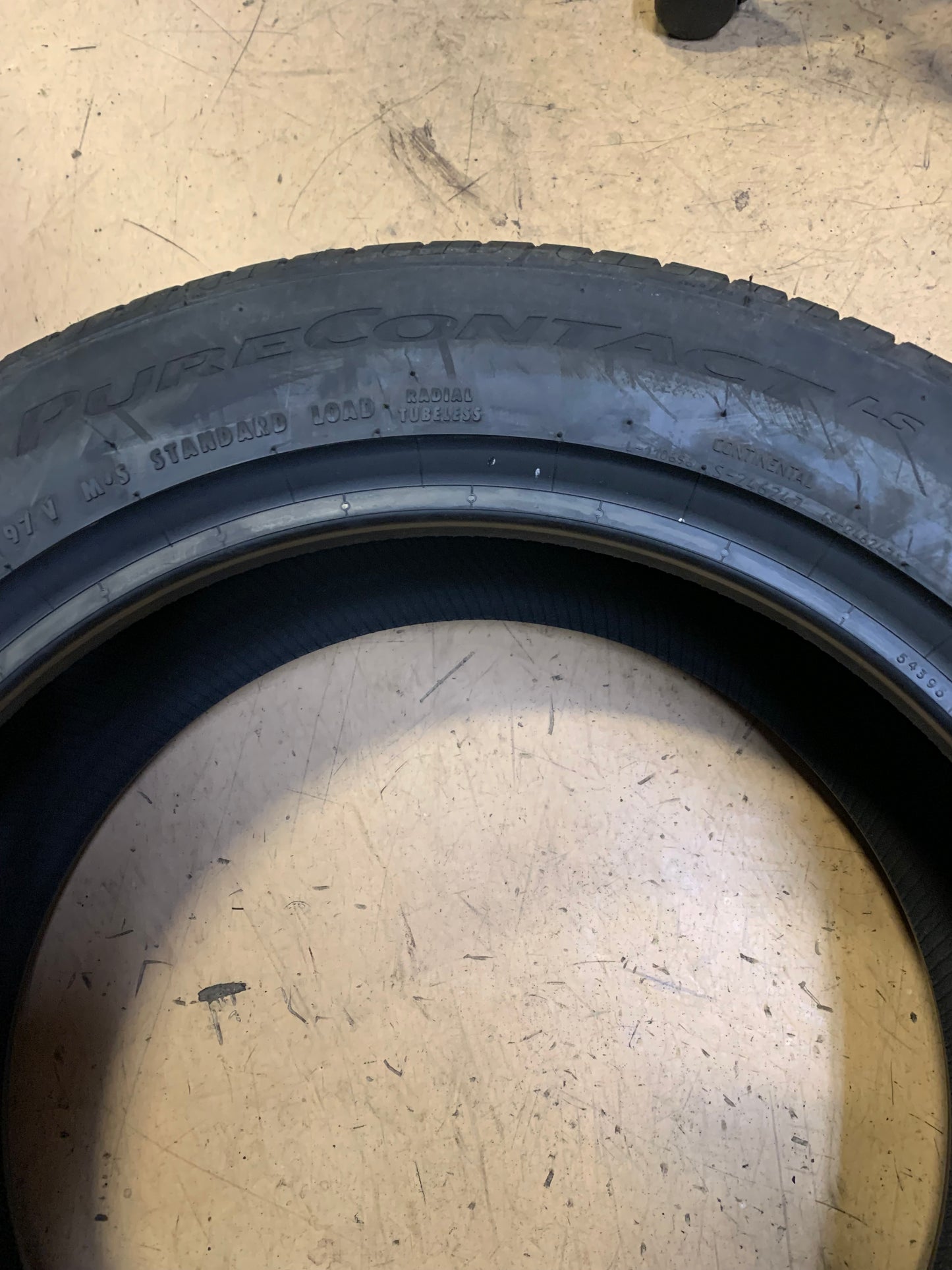 CONTINENTAL PURECONTACT LS BSW P 235 50 18 97V ALL SEASON TIRE 15508770000