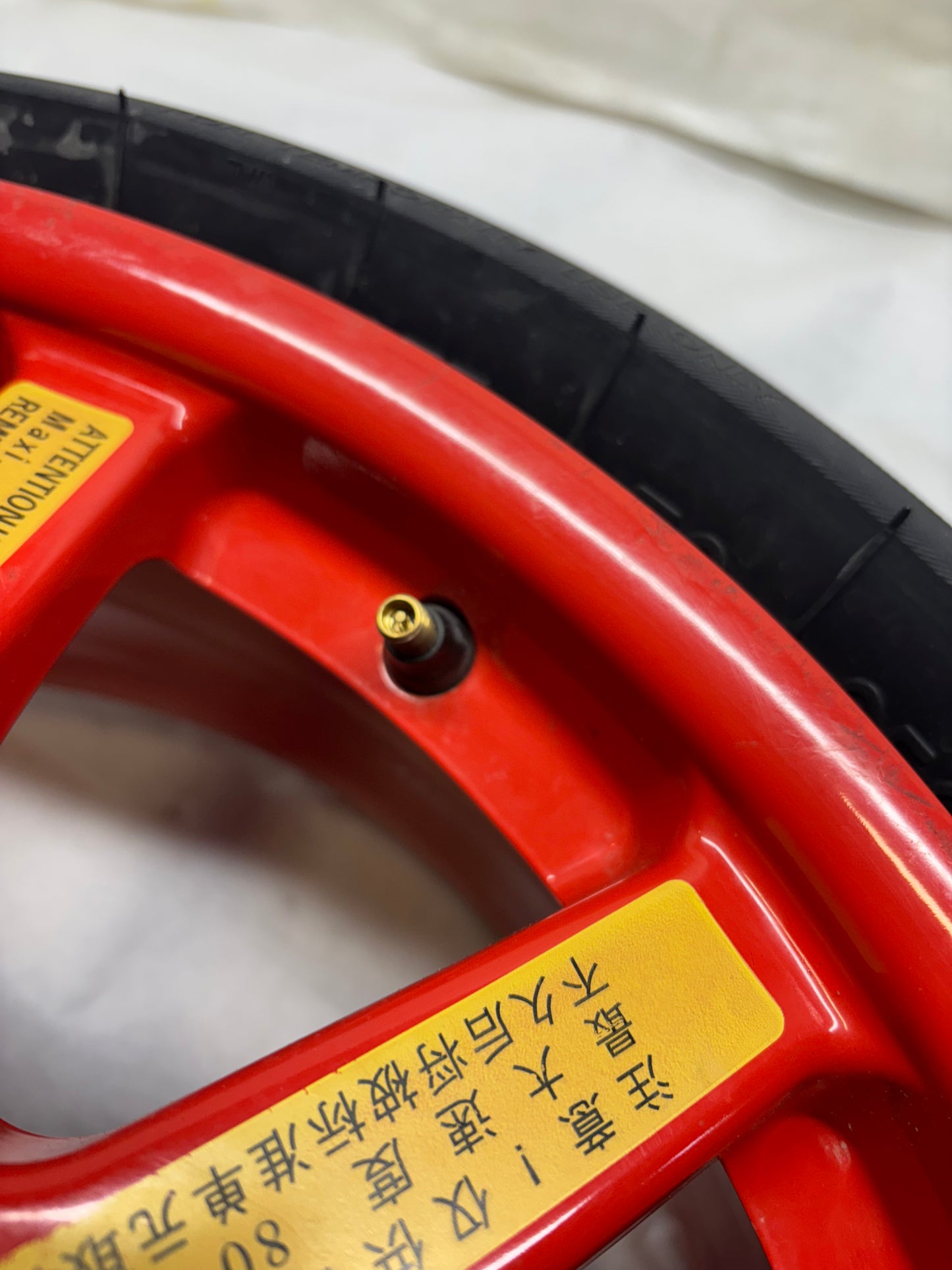 PORSCHE CAYENNE 11-18 SPARE WHEEL 18X6.5 ET28 5X130 TIRE 195/75R18 106P RED 7P0 601 027 A