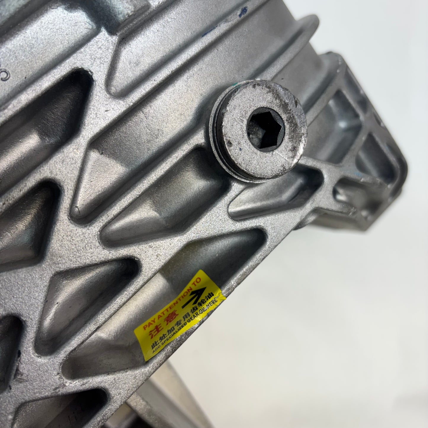 REAR AXLE AWD DIFFERENTIAL FITS CHEVY EQUINOX 10-17 6600010395