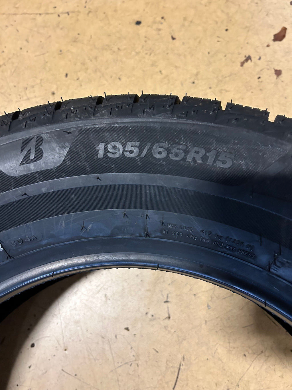 BRIDGESTONE WEATHERPEAK BSW P 195 65 15 91H ALL WEATHER TIRE 006018