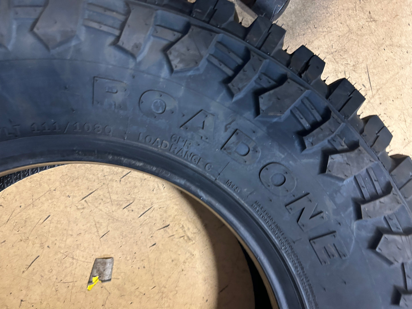 ROADONE CAVALRY M/T BSW LT 255 75 17 111/108Q 6PLY MUD TIRE RL1293