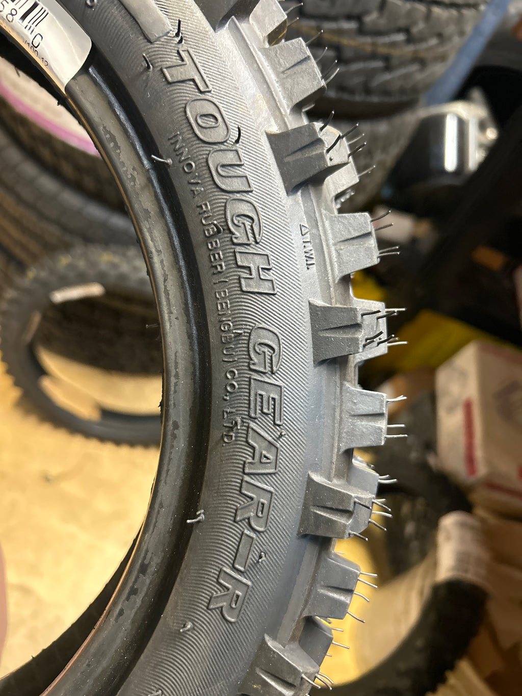 ARTRAX TOUGH GEAR-R BSW 80 100 12 50M SCOOTER TIRE 320380100120