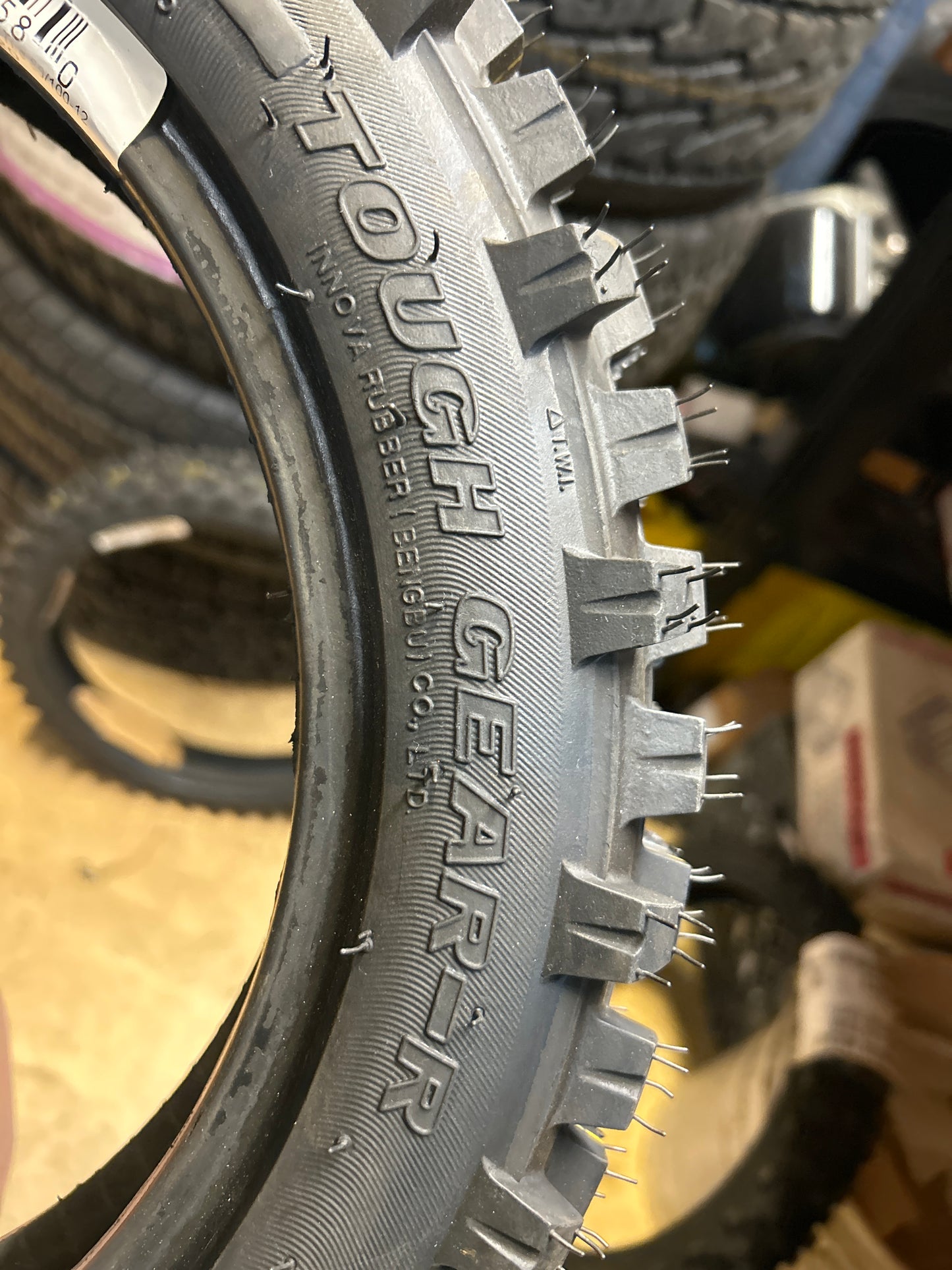 ARTRAX TOUGH GEAR-R BSW 80 100 12 50M SCOOTER TIRE 320380100120