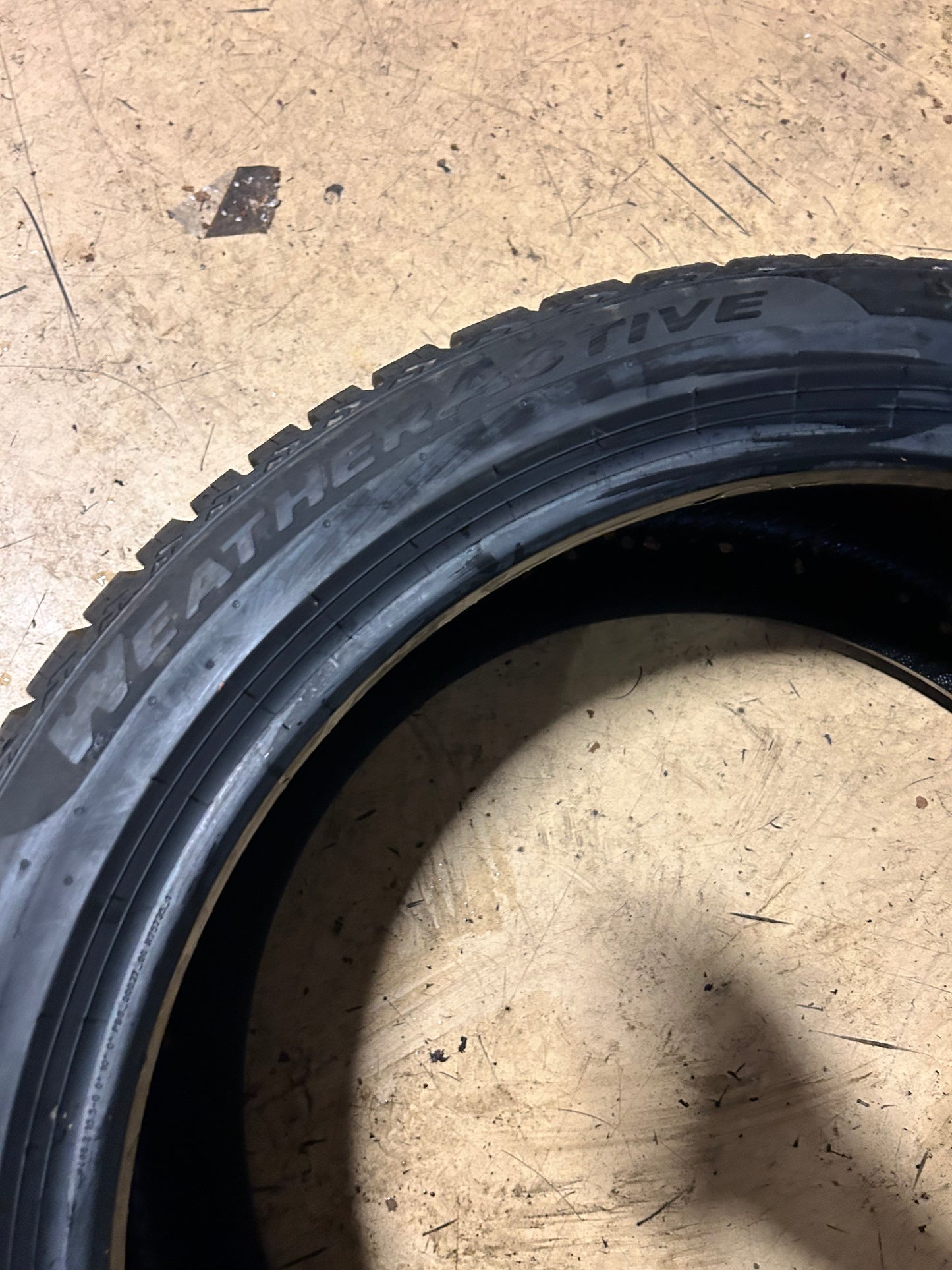 PIRELLI CINTURATO WEATHERACTIVE P 245 40 19 98V XL ALL WEATHER TIRE 4164700