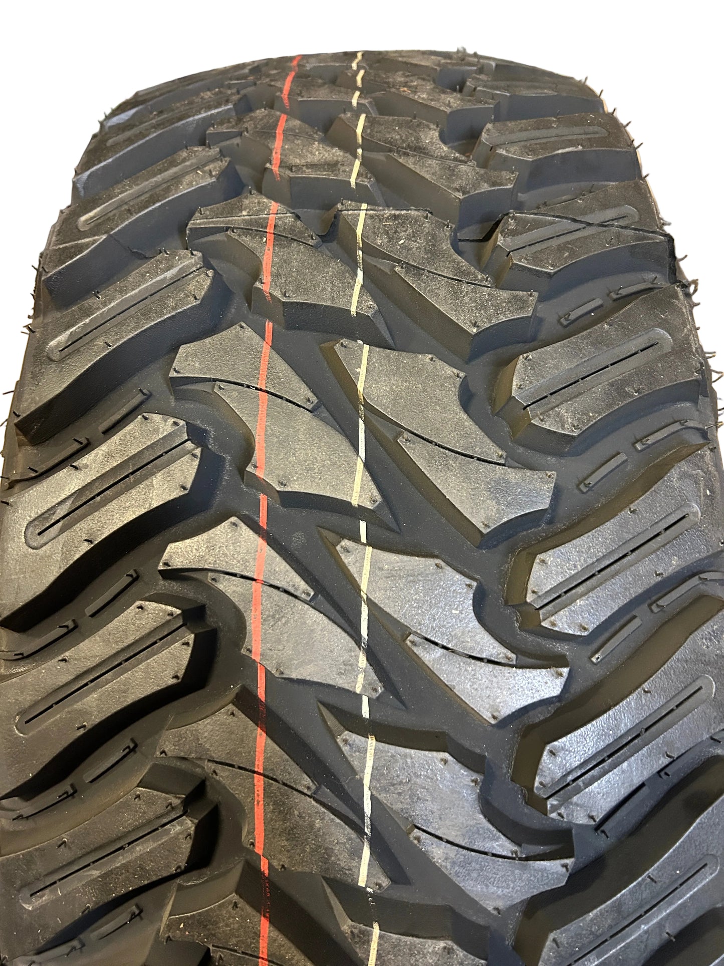 ATTURO TRAIL BLADE A/T BSW LT 33 12.5 20 114Q 10PLY ALL TERRAIN TIRE TBMTI0039600