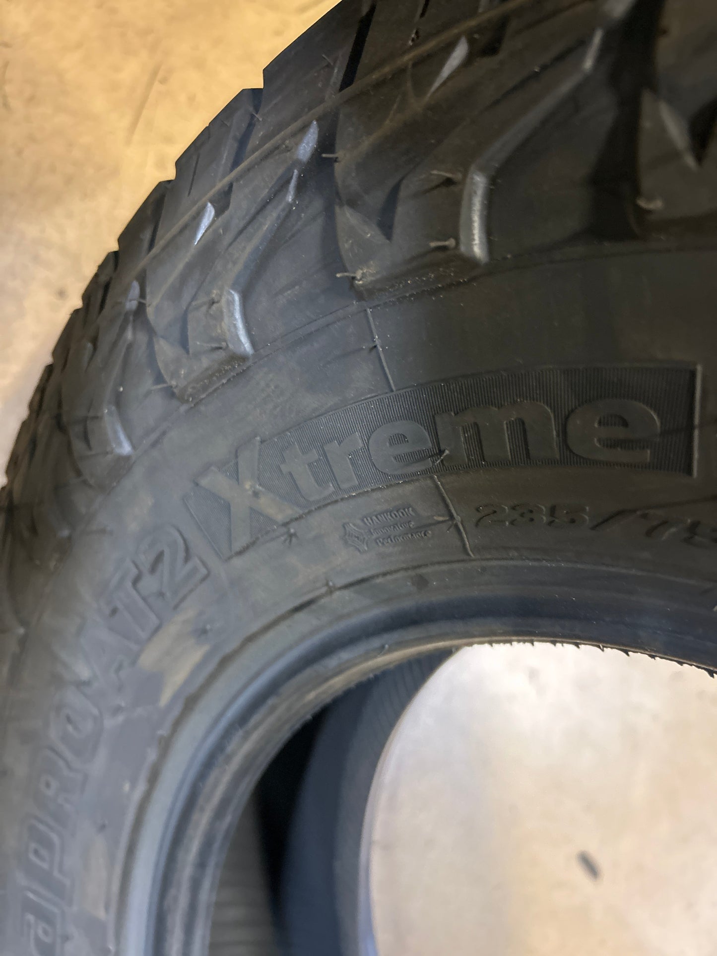 HANKOOK DYNAPRO AT2 XTREME RF12 OWL P 235 75 15 109T XL ALL TERRAIN 1029781