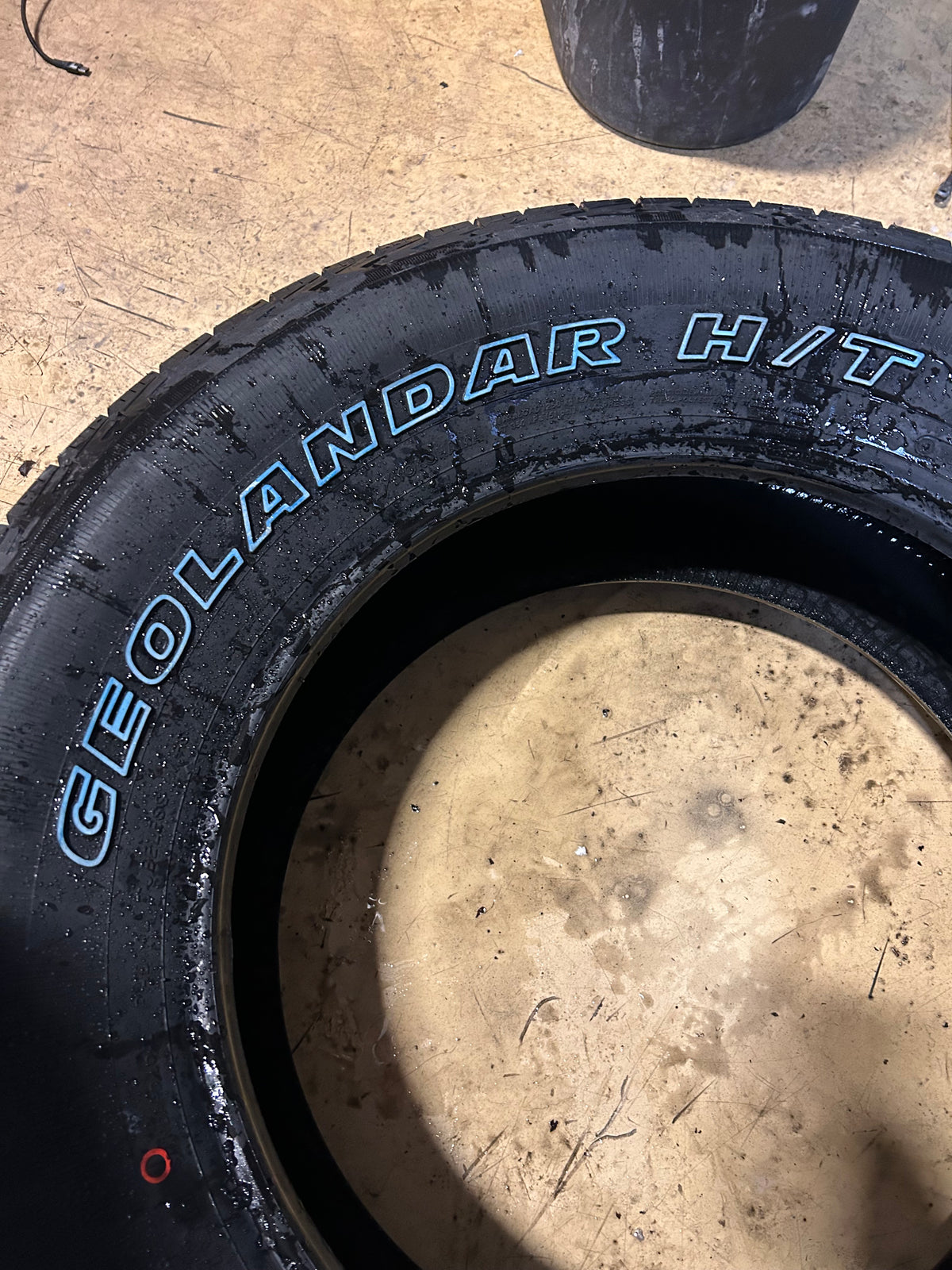 YOKOHAMA GEOLANDAR H/T G056 BSW P 275 65 18 116H HIGHWAY TIRE 110105683