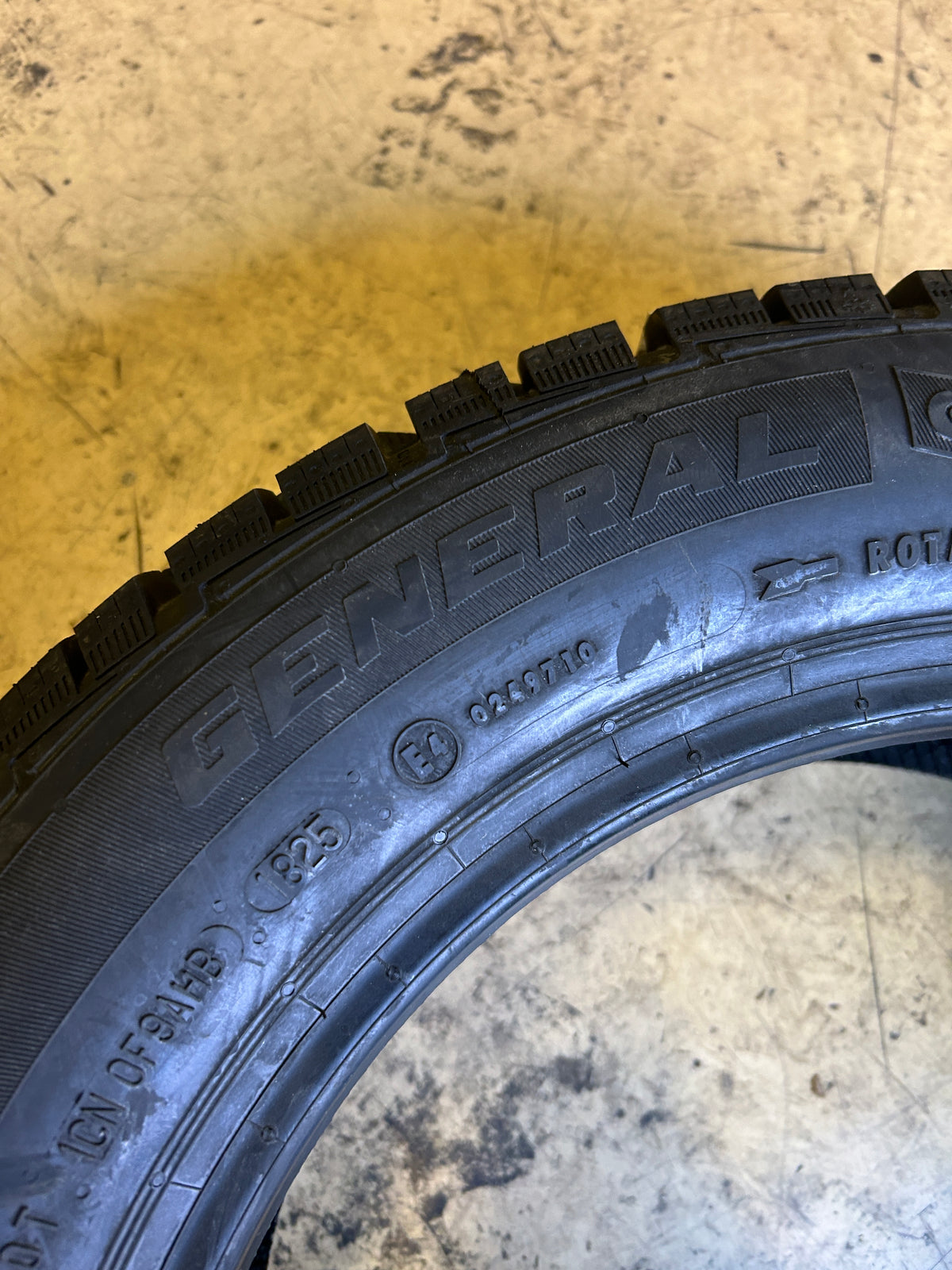 2 GENERAL ALTIMAX ARCTIC 12 BSW P 175 65 15 88T XL WINTER TIRE 15503110000