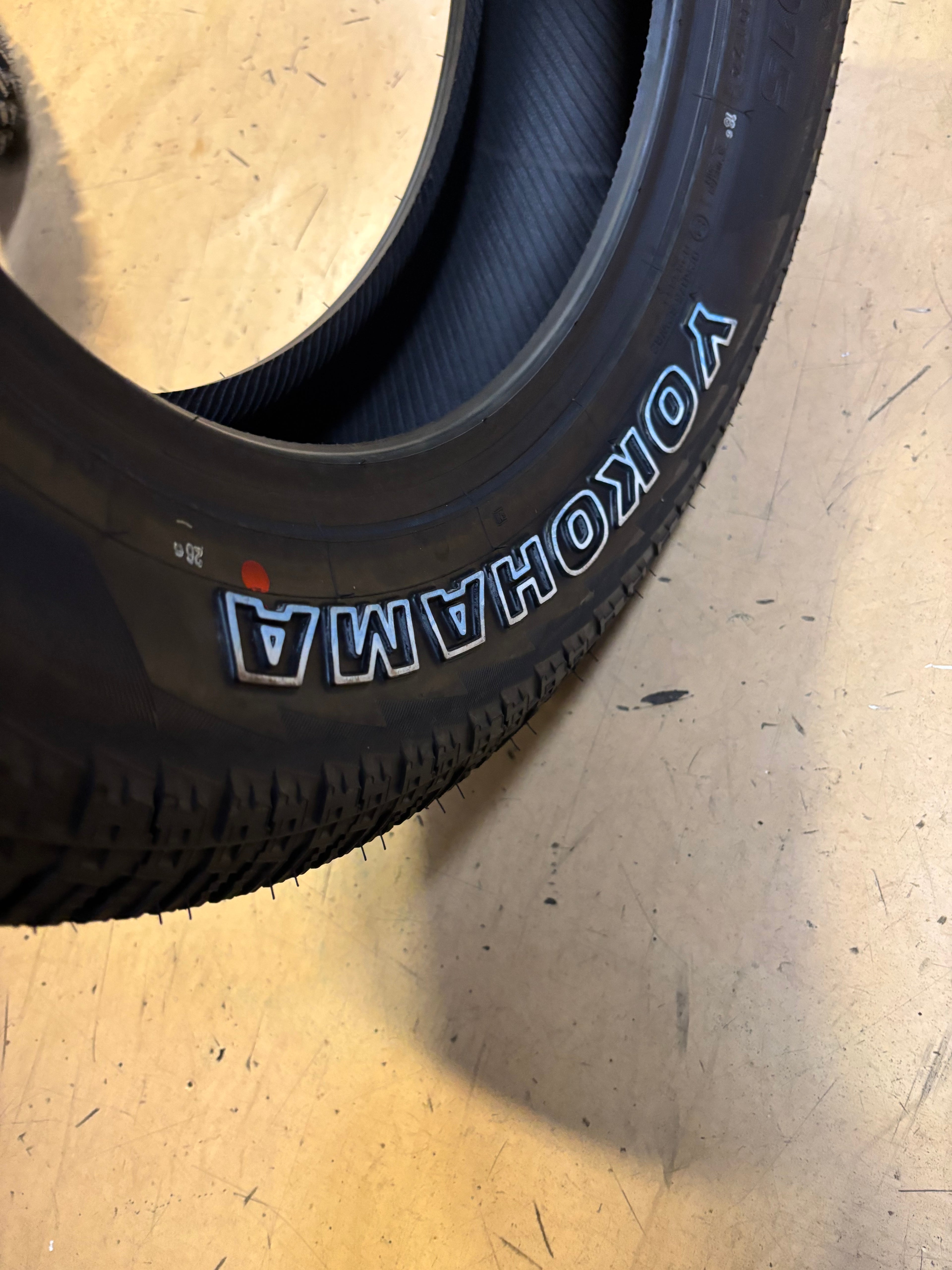 2 YOKOHAMA GEOLANDAR A/T GO15 OWL P 215 70 15 98H ALL TERRAIN TIRE 110101581