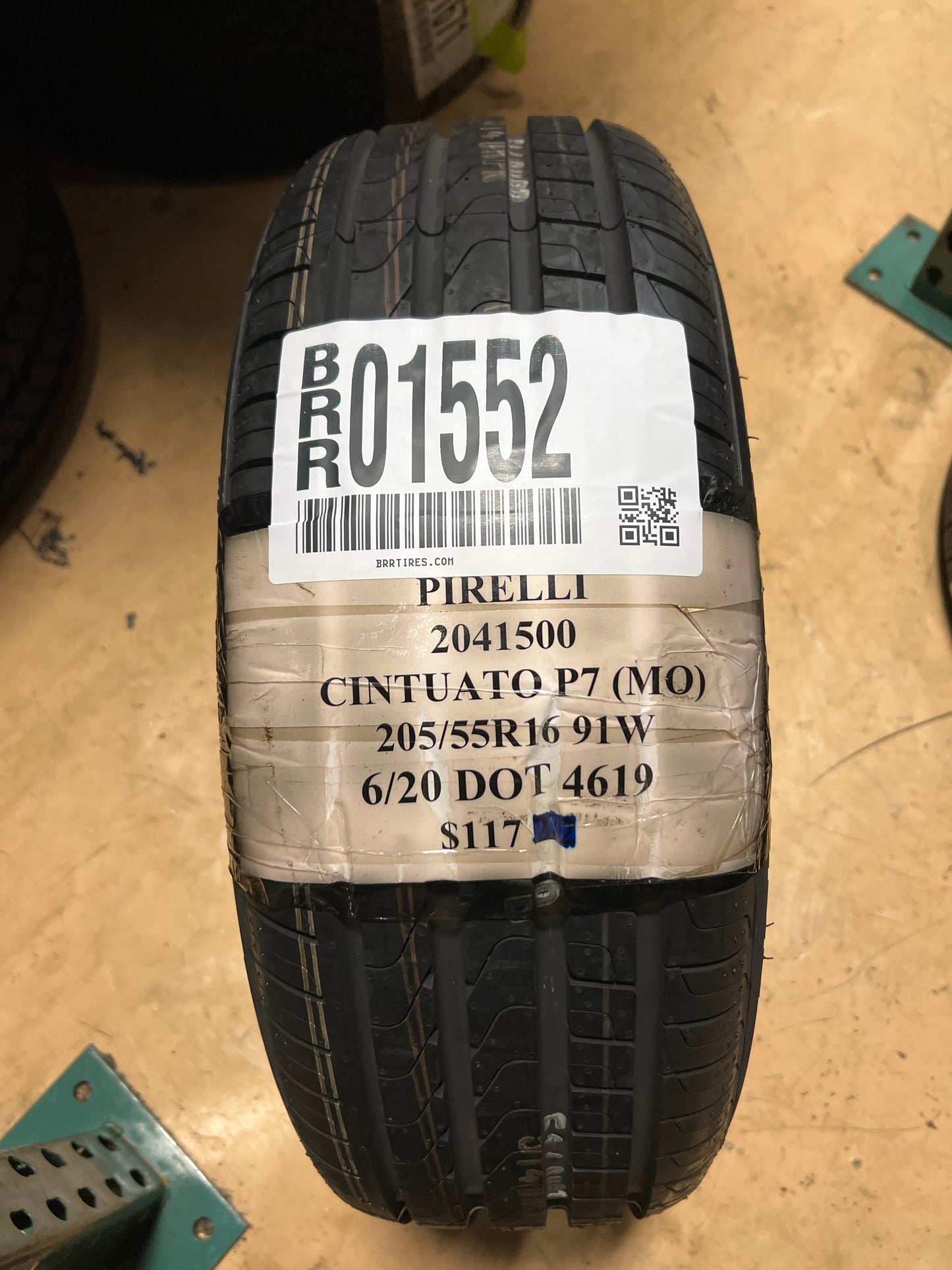 NOS PIRELLI CINTURATO P7 (MO) MERCEDES P 205 55 16 91W SL ALL SEASON TIRE 2041500