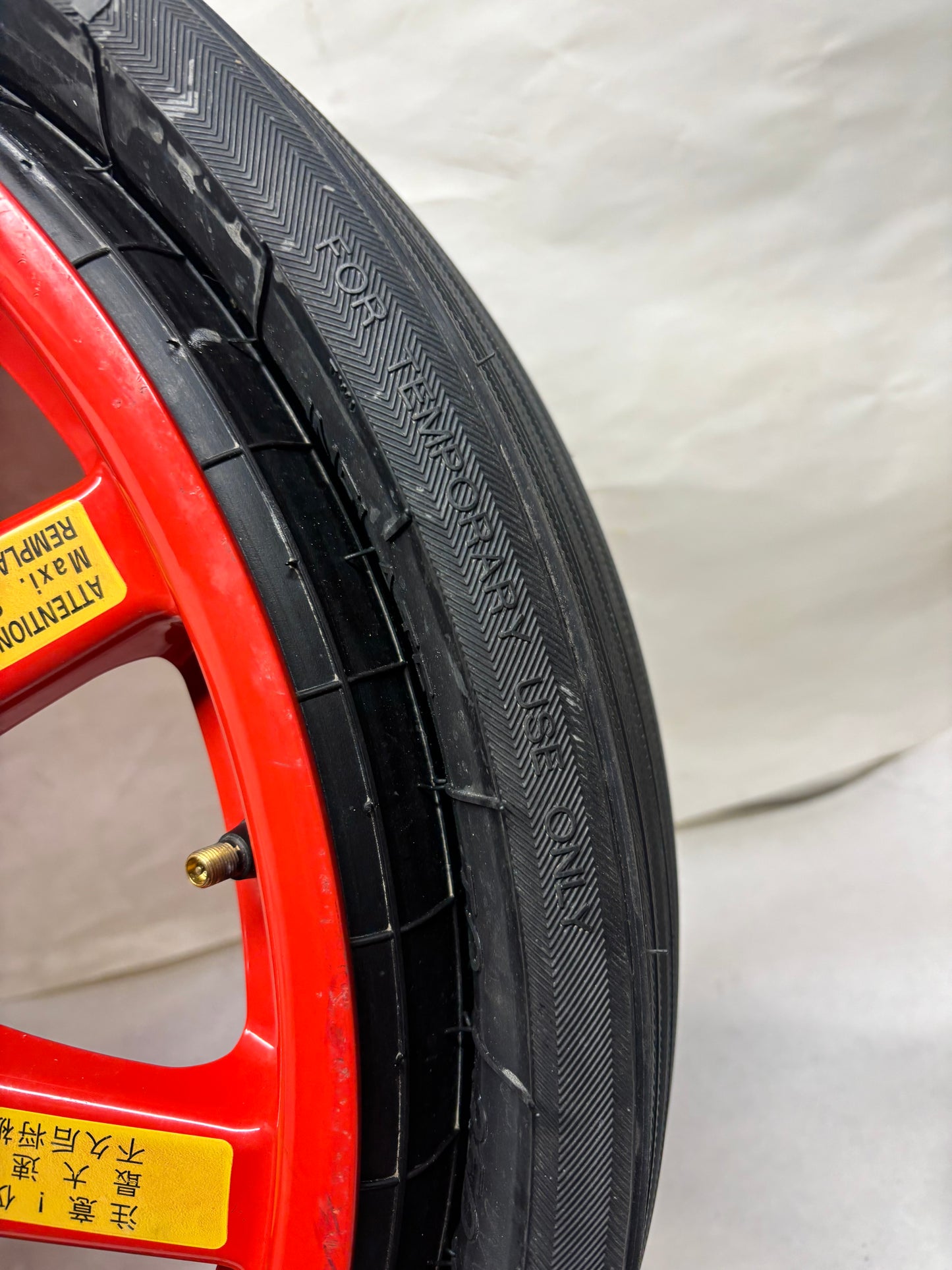 PORSCHE CAYENNE 11-18 SPARE WHEEL 18X6.5 ET28 5X130 TIRE 195/75R18 106P RED 7P0 601 027 A