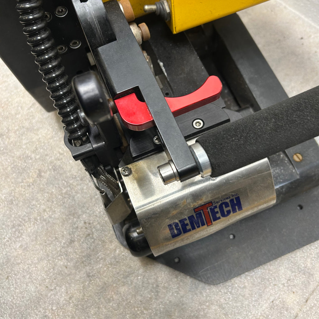 DEMTECH PRO-WEDGE 220V 14.5A 50/60Hz WEDGE WELDER PW4145