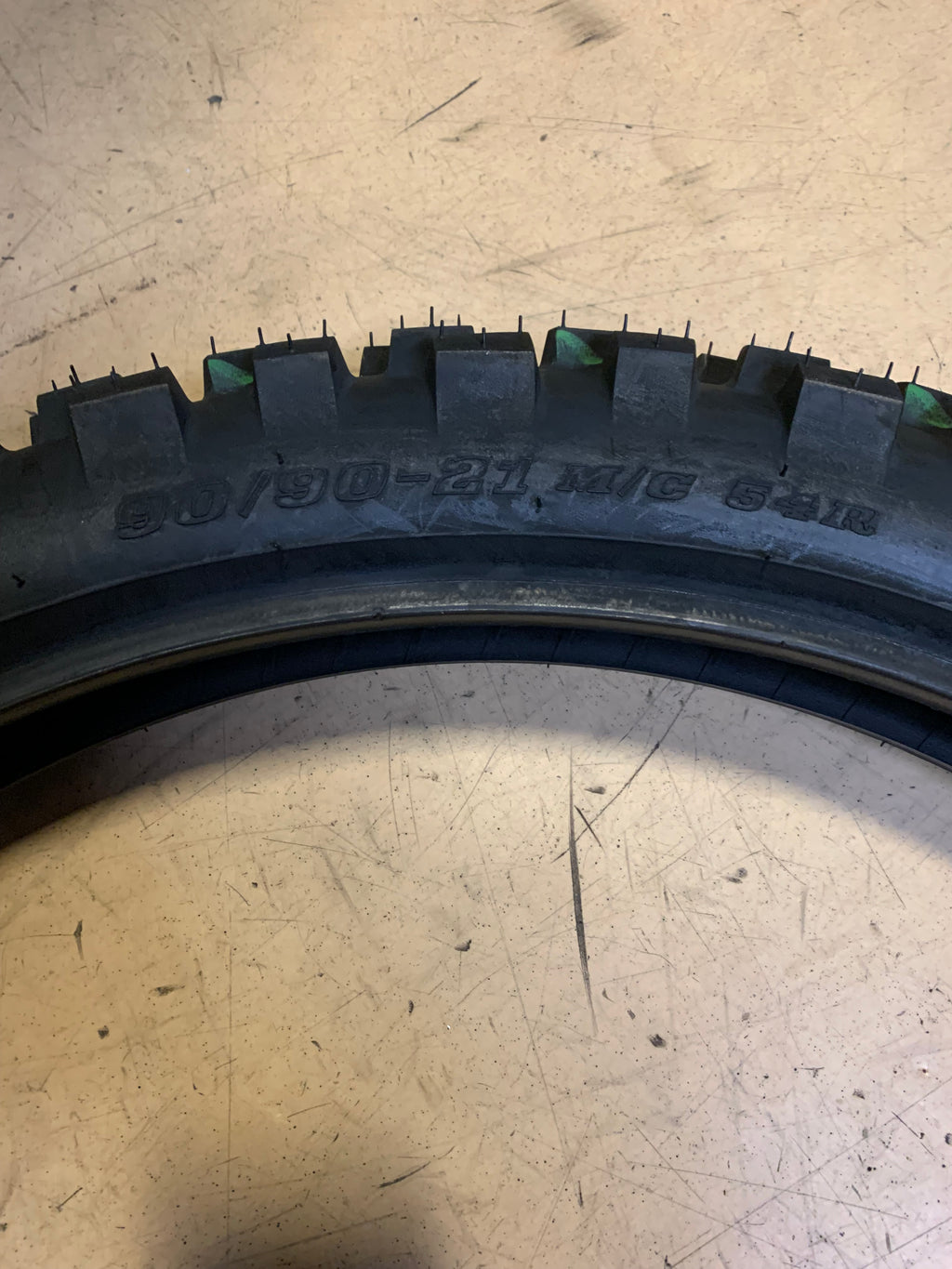 DUNLOP D606F BSW 90 90 21 54R FRONT MOTORCYCLE TIRE 45162083
