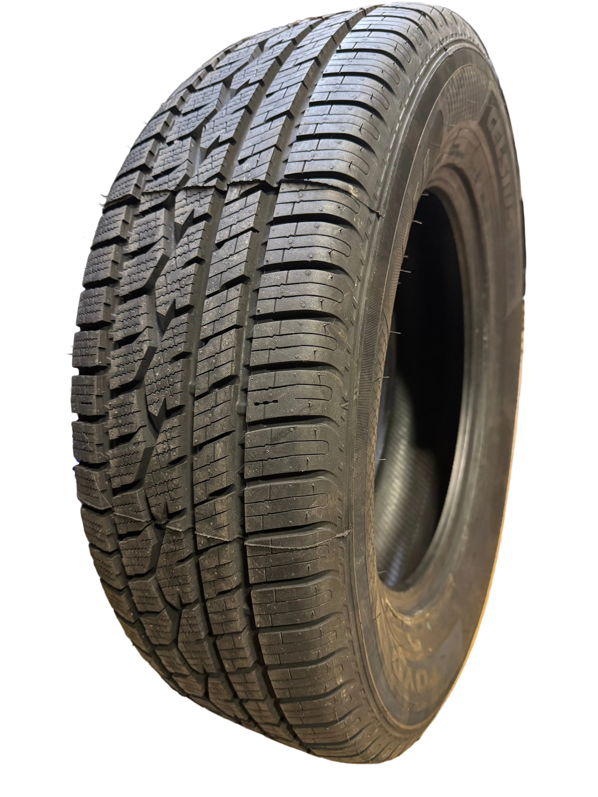 TOYO CELSIUS CUV BSW P 255 65 18 109H ALL SEASON TIRE 128130