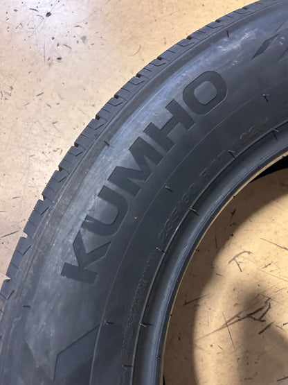 KUMHO SOLUS TAF1A BSW P 235 60 17 102H SL ALL SEASON TIRE 2285583