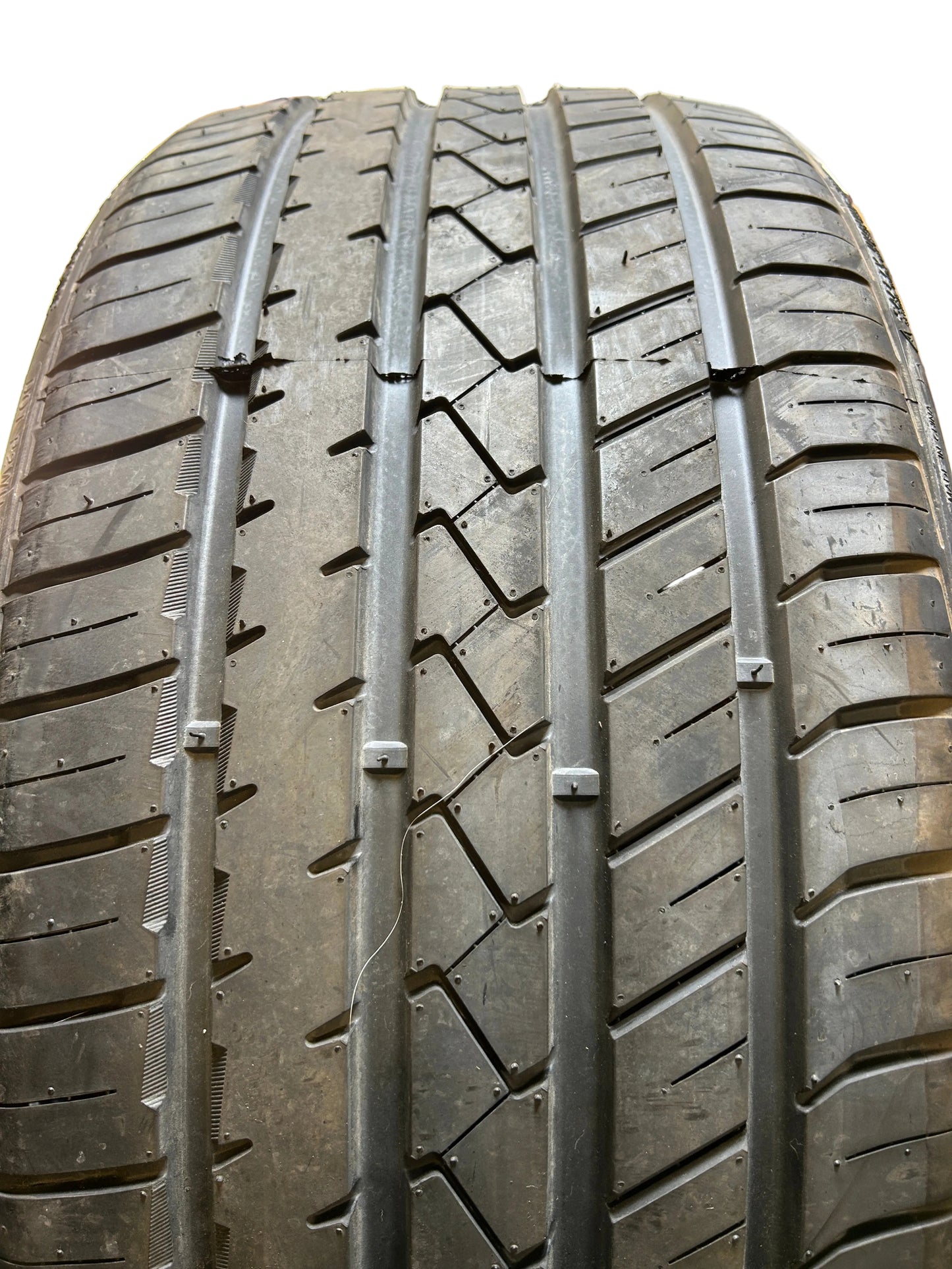 4 LIONHART LH-FIVE BSW P 255 25 24 95W XL UHP TIRE LHST52425020