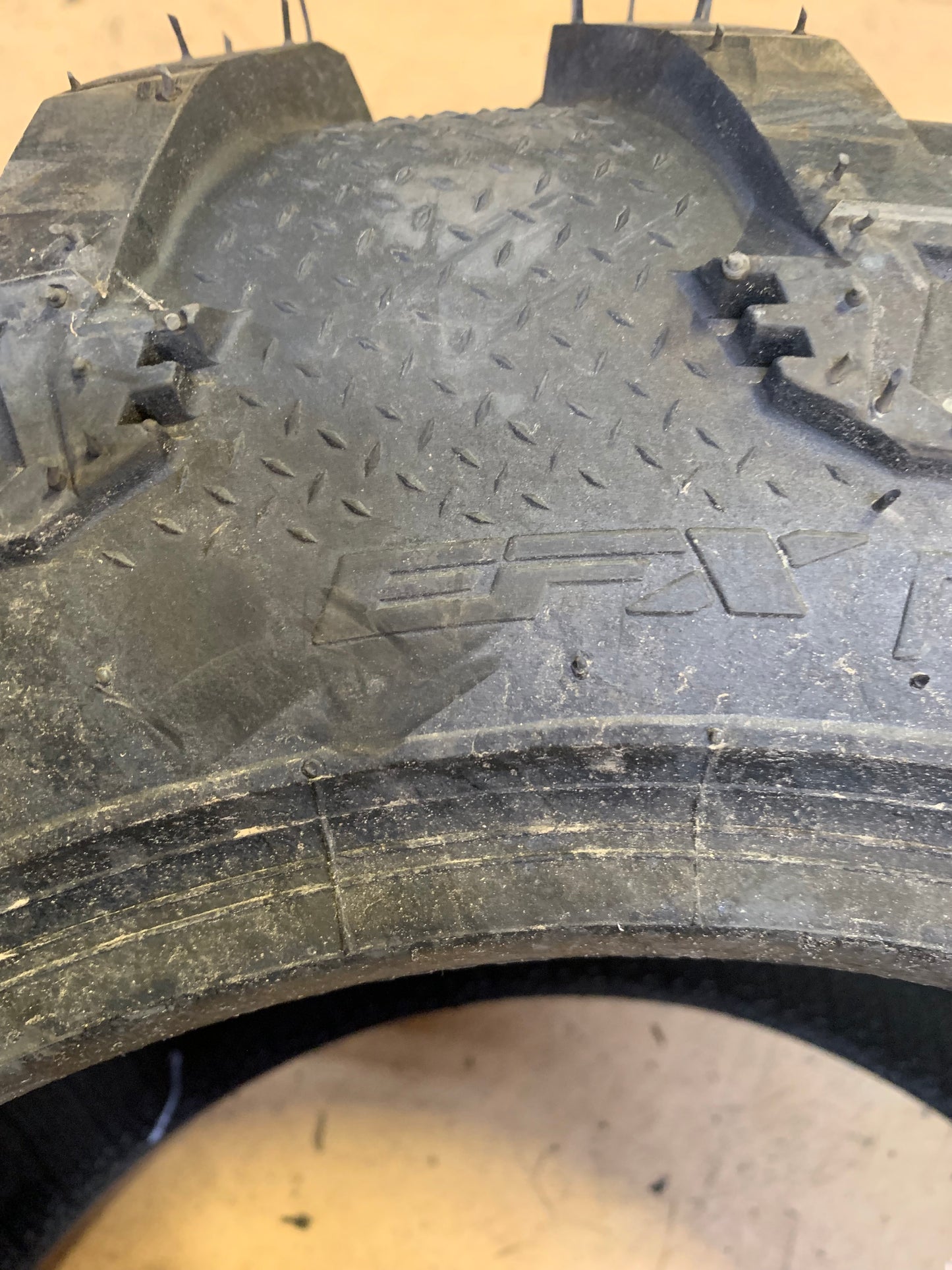 EFX MOTOCLAW BSW AT  28 11 15 8PLY ATV/UTV TIRE MC281115