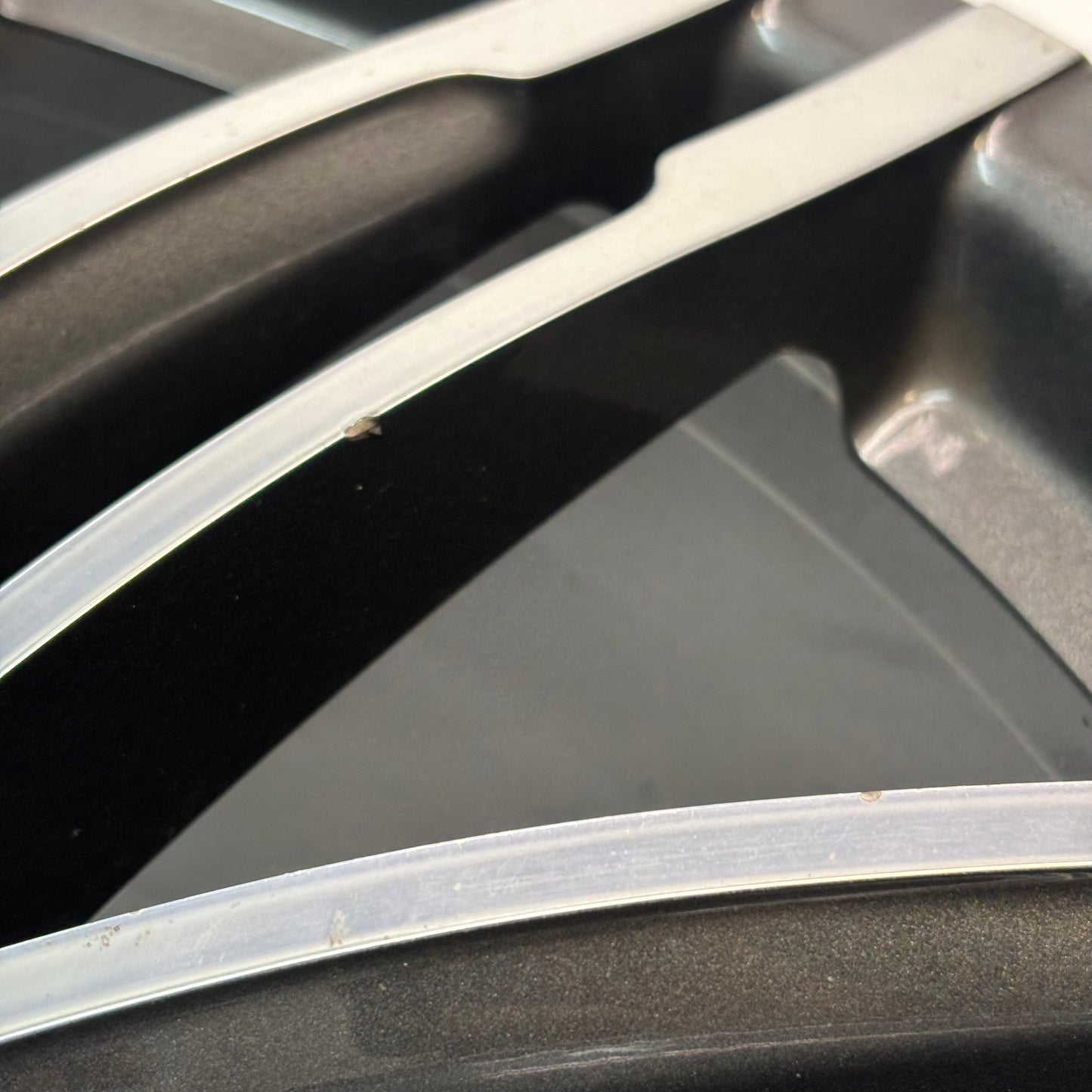 GENUINE PORSCHE MACAN 21 INCH STAGGERED SET F:21X9 ET26 R:21X10 ET26 WHEELS