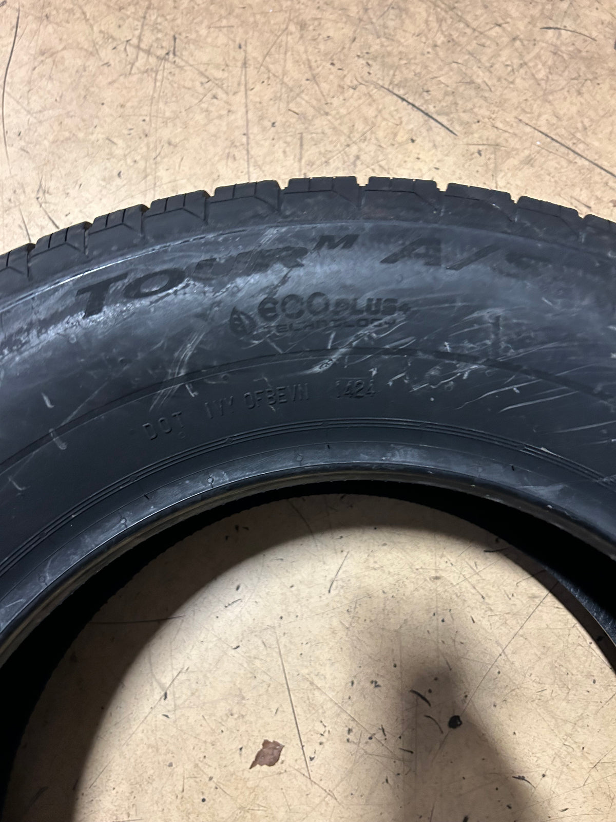 CONTINENTAL CONTROLCONTACT TOUR M A/S P 225 65 16 100H TIRE 1557550