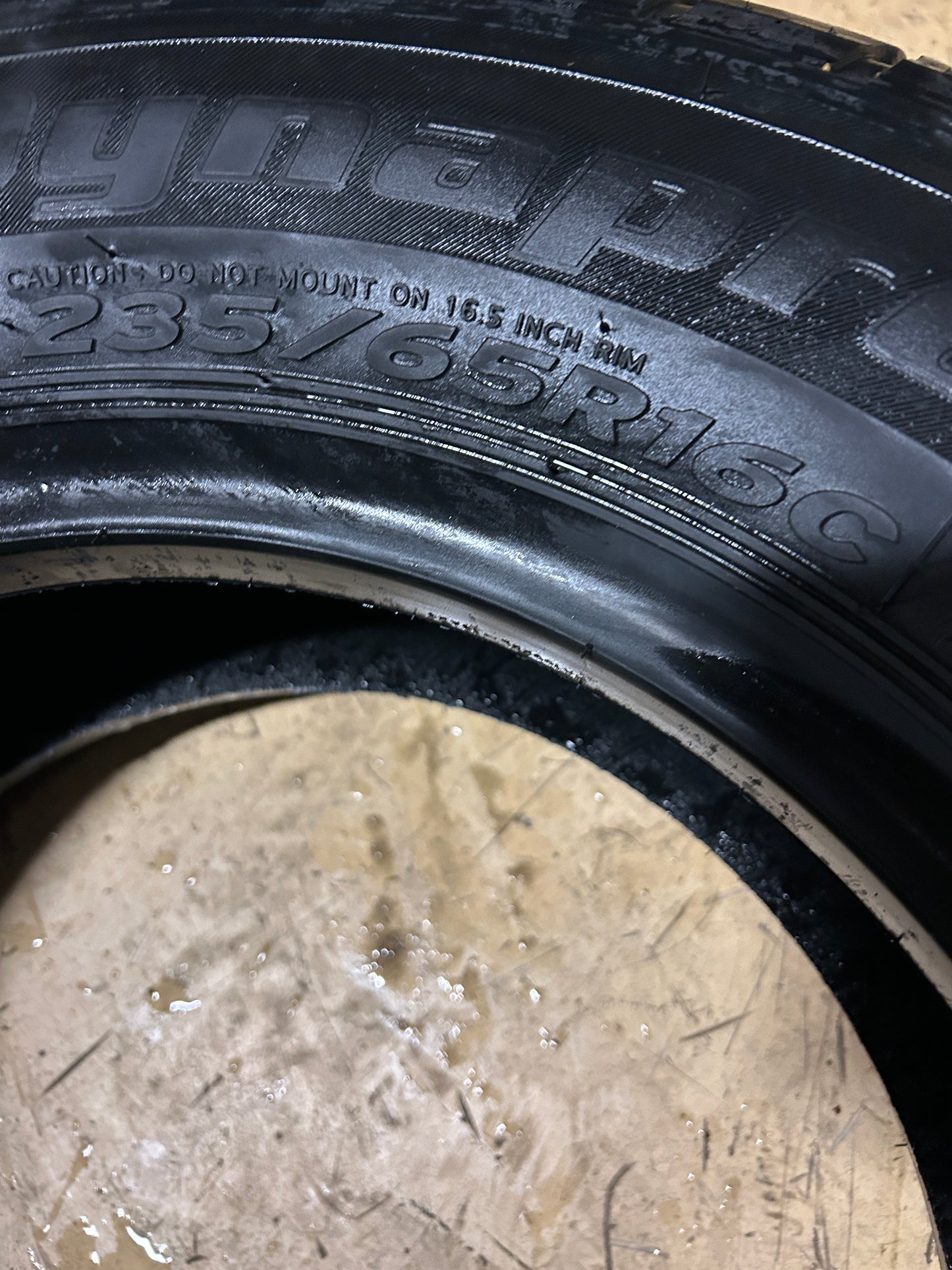 NOS HANKOOK DYNAPRO HT BSW P 235 65 16C 121/119R 10PLY HIGHWAY TIRE 2001863