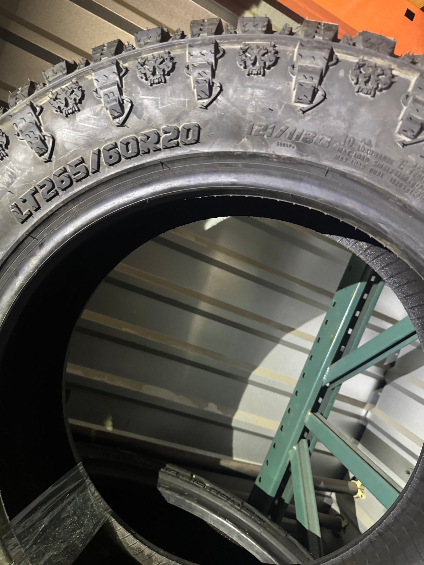 NOS RADAR RENEGADE R/T BSW LT 265 60 20 121/118Q 10PLY RUGGED TERRAIN TIRE RASYTH0155