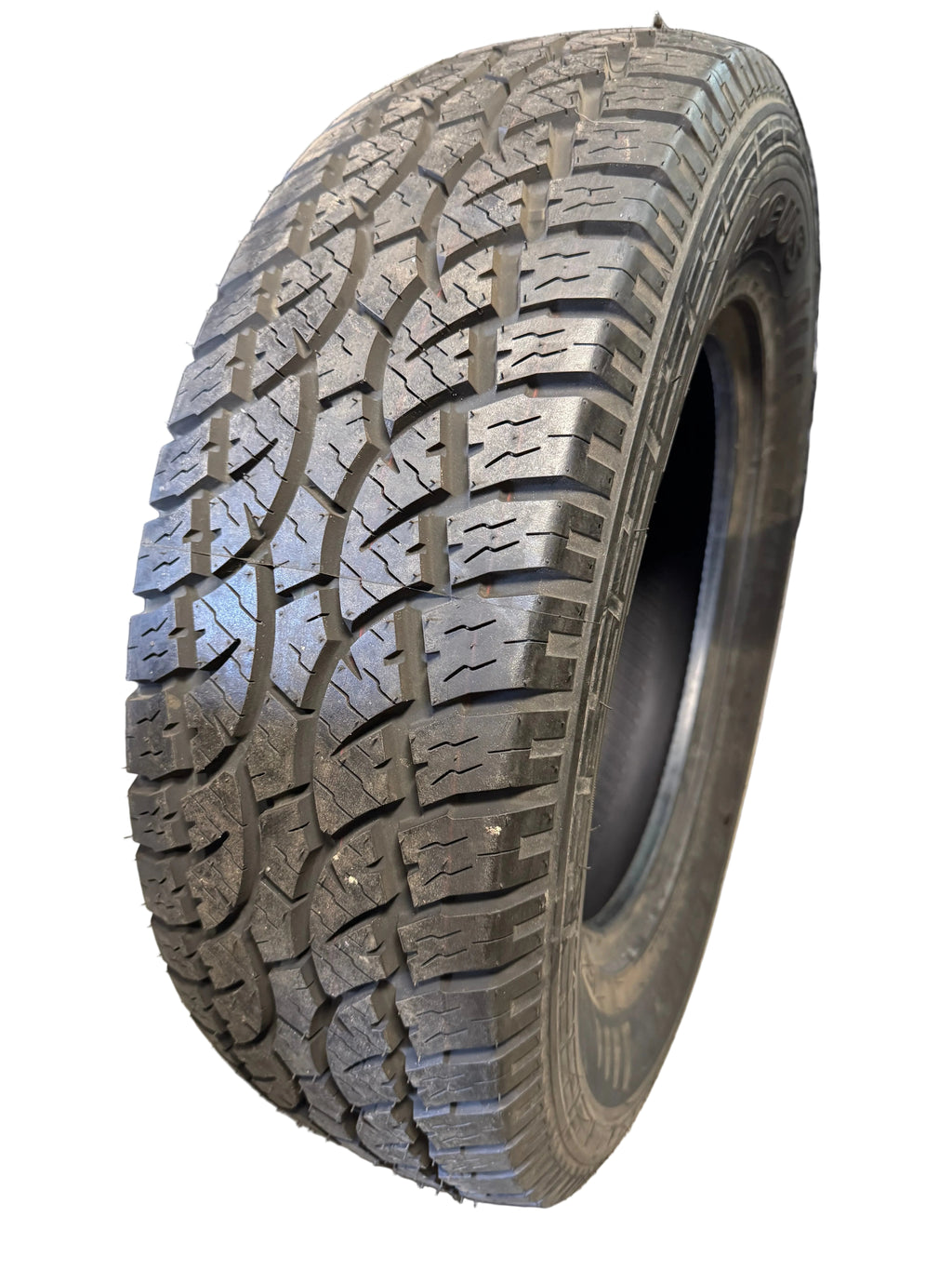 NOS AMERICUS ALL TERRAIN BSW P 245 70 17 110T TIRE AMD0631