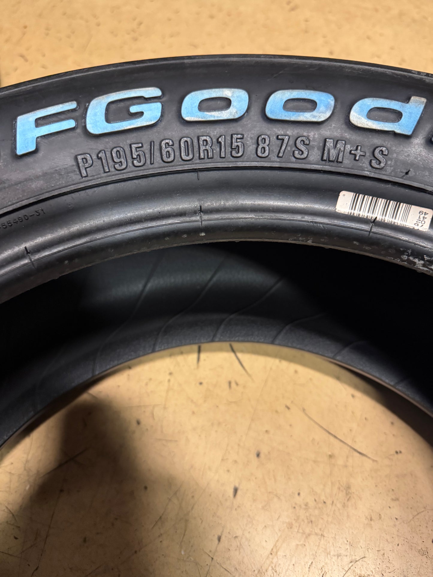 BFGOODRICH RADIAL T/A RWL P 195 60 15 87S ALL SEASON TIRE 96408