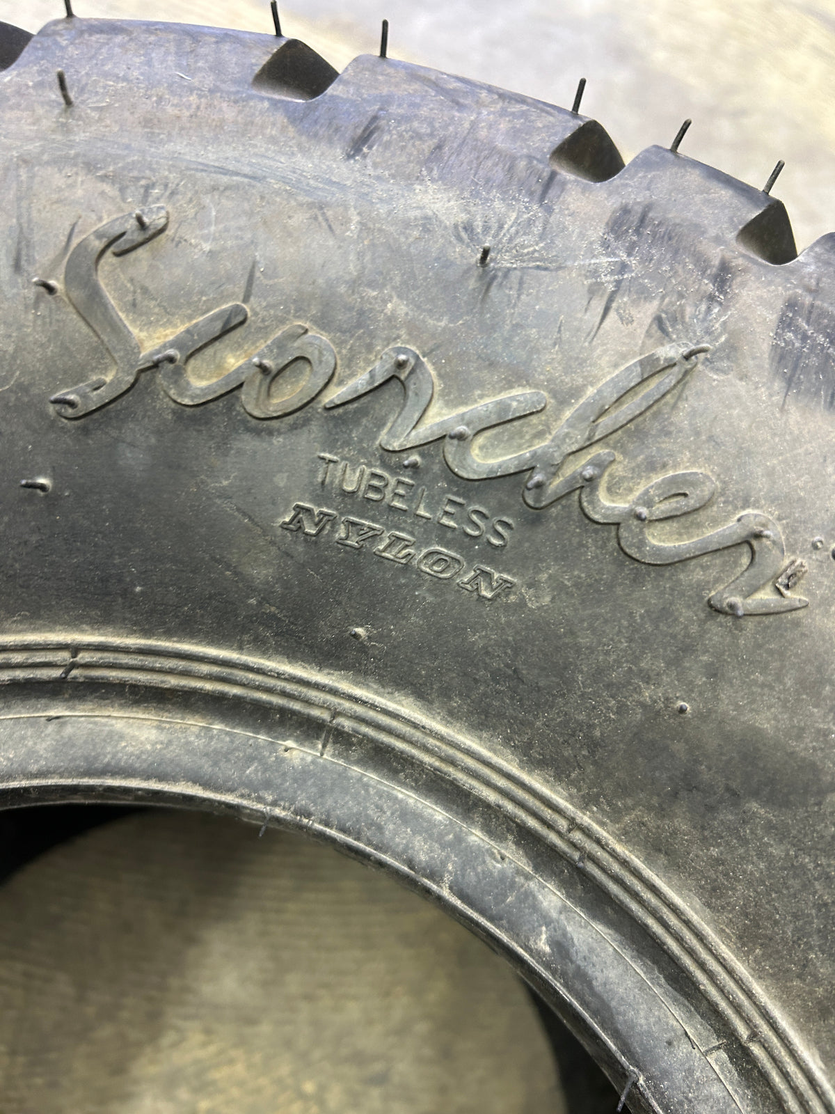 DURO SCORCHER BSW AT 20 10 9 27N 2PLY ATV/UTV TIRE 3120200092010A