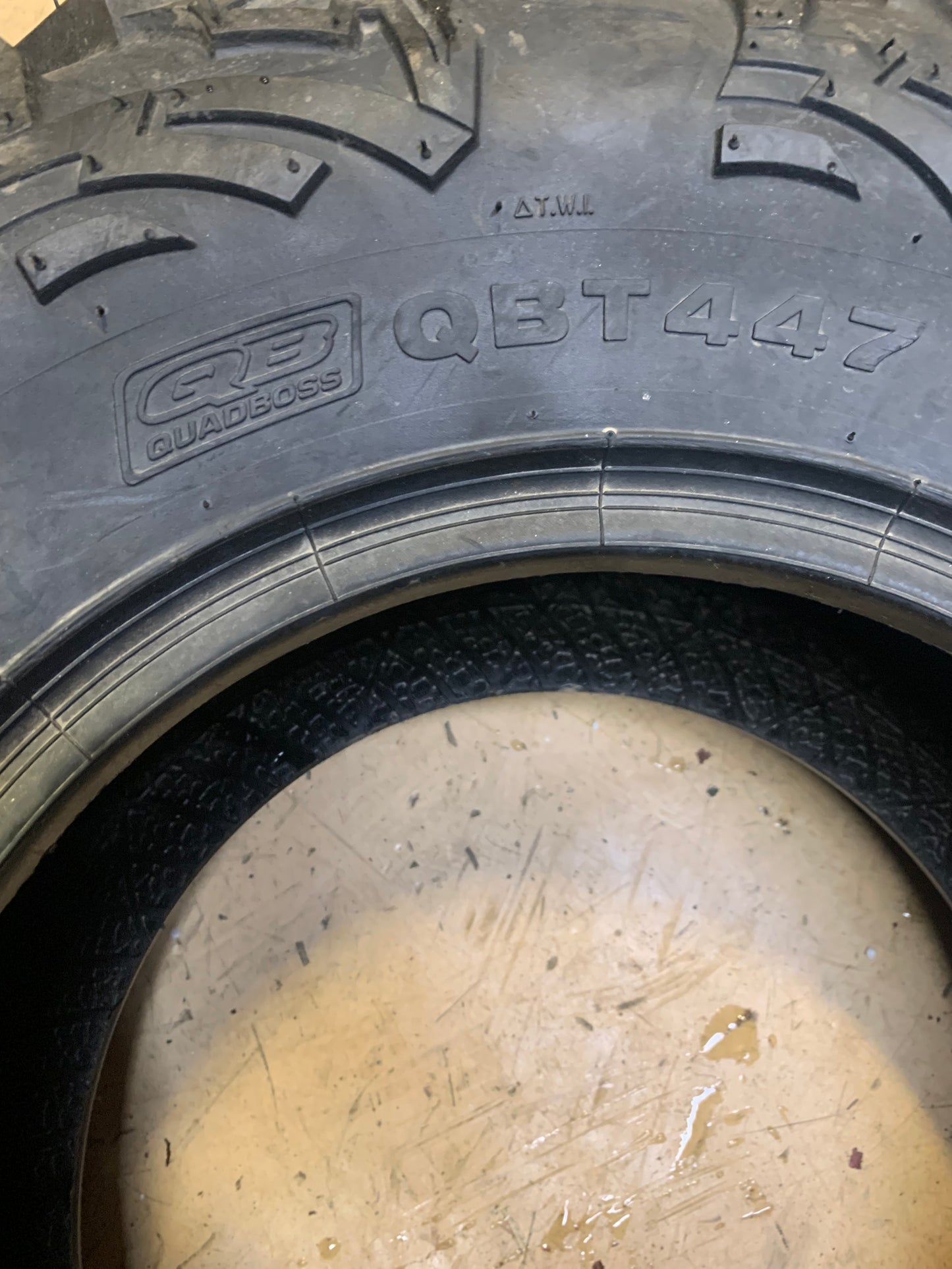 QUADBOSS QBT447 BSW AT 24 9 11 6PLY ATV/UTV TIRE 	‎P300624X911