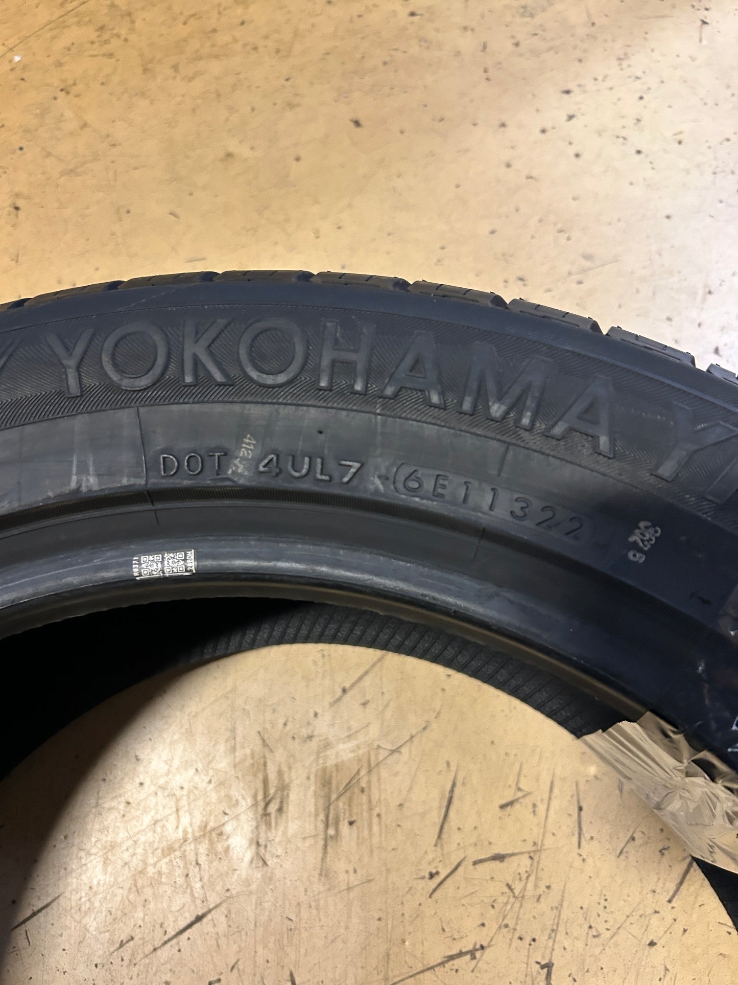 YOKOHAMA YK740-GTX BSW P 245 50 18 100V XL ALL SEASON TIRE 110137597