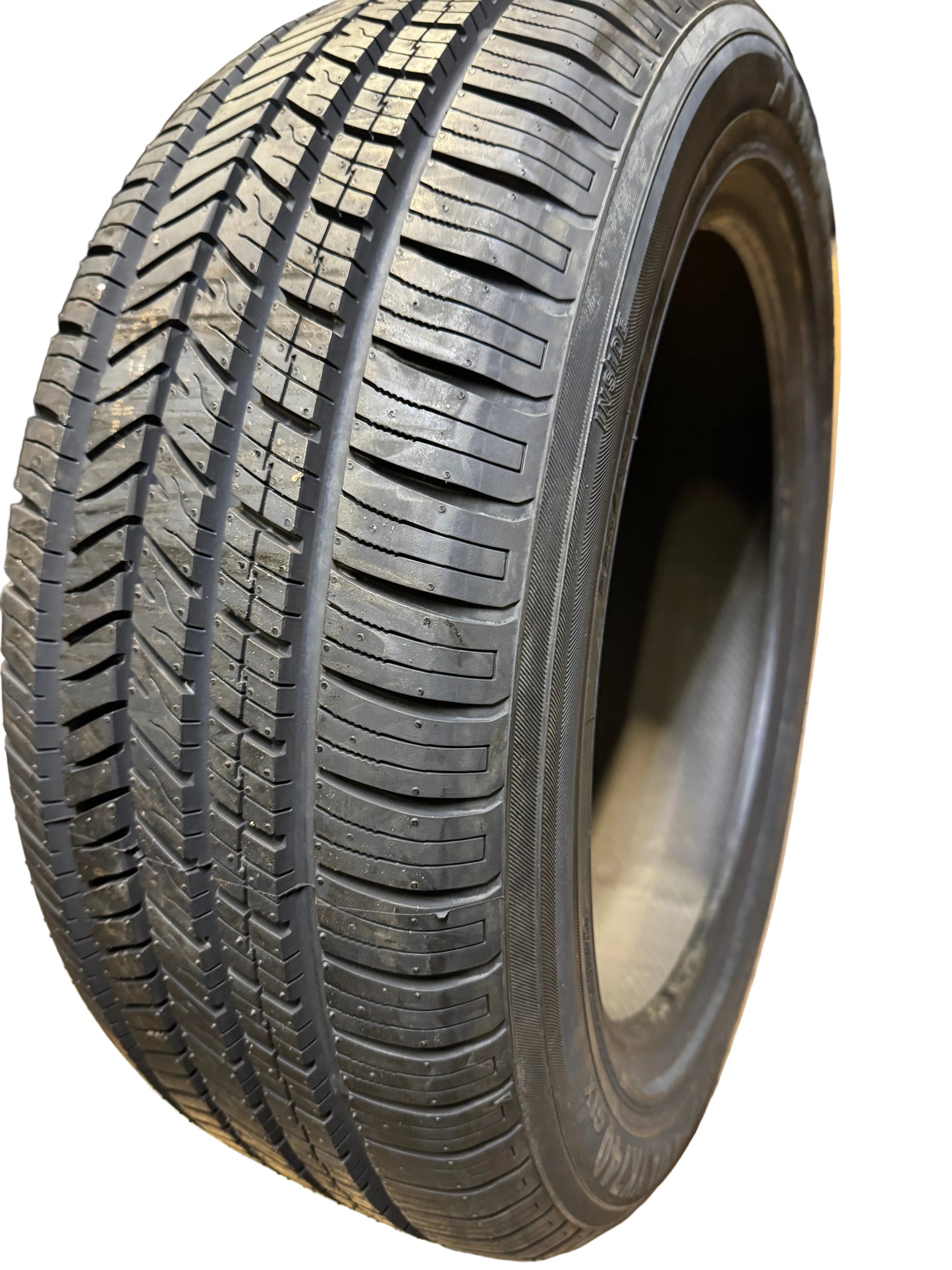 NOS YOKOHAMA YK740 GTX BSW P 225/55R18 98H ALL SEASON TIRE 74034