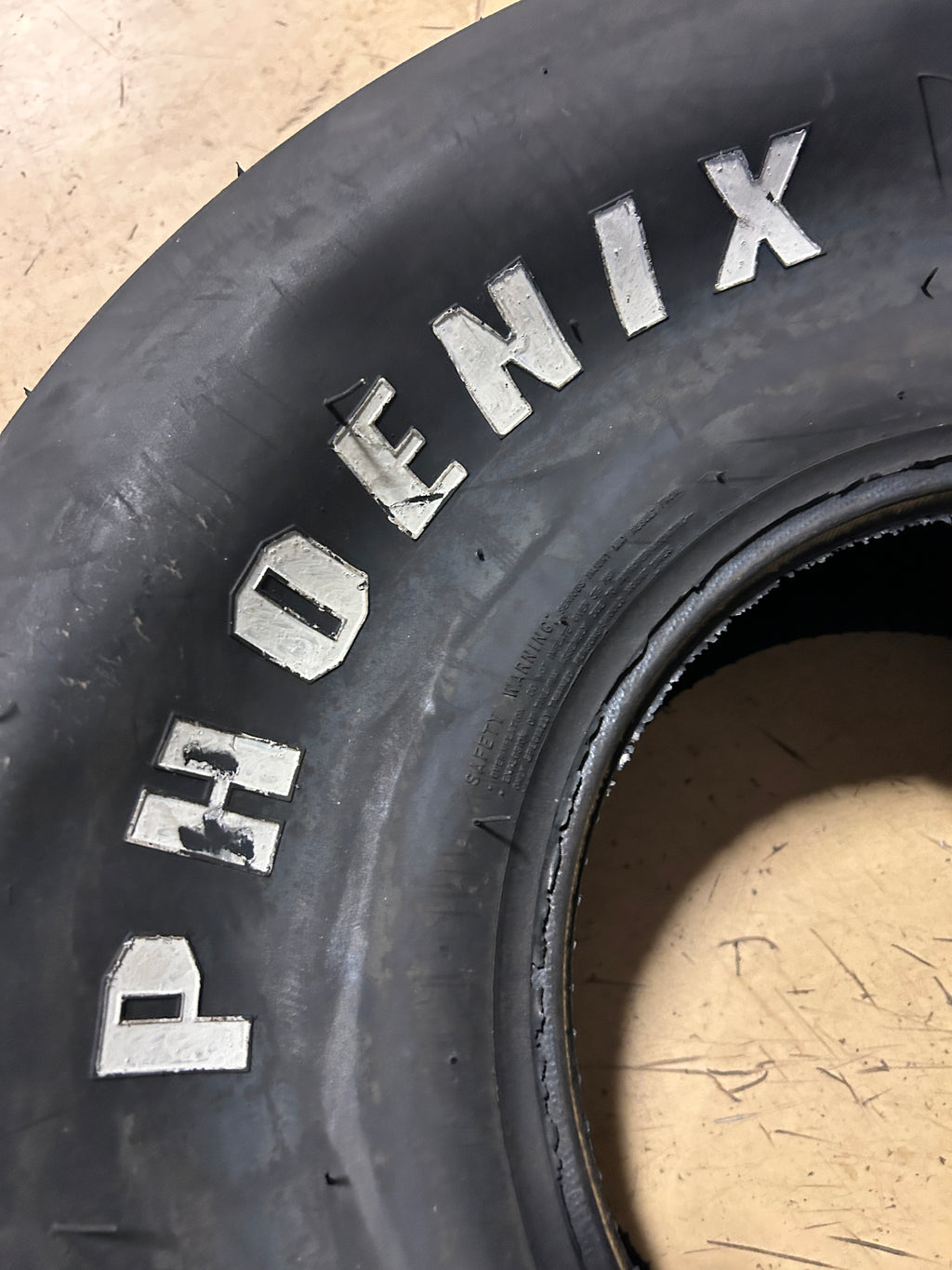 PHOENIX F/X BSW 14.5 32 15 REAR SLICK TIRE PH338