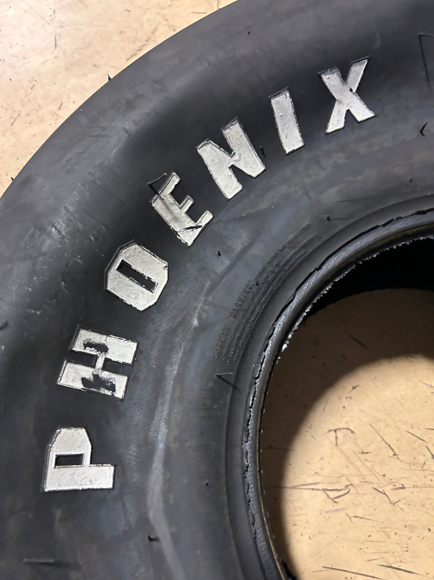 PHOENIX F/X BSW 14.5 32 15 REAR SLICK TIRE PH338