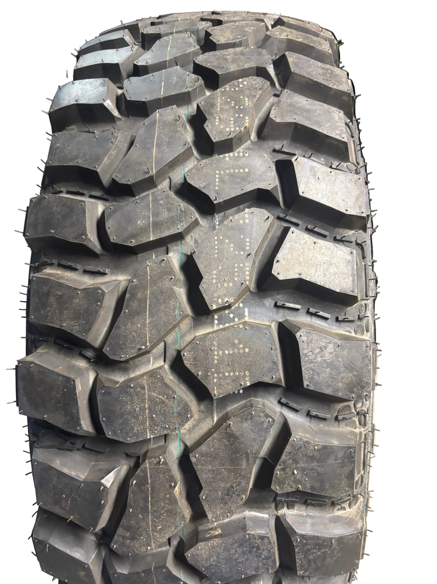 NOS GT RADIAL KOMODO MT PLUS RWL LT 33 12.5 15 108Q LRC MUD TERRAIN TIRE A294