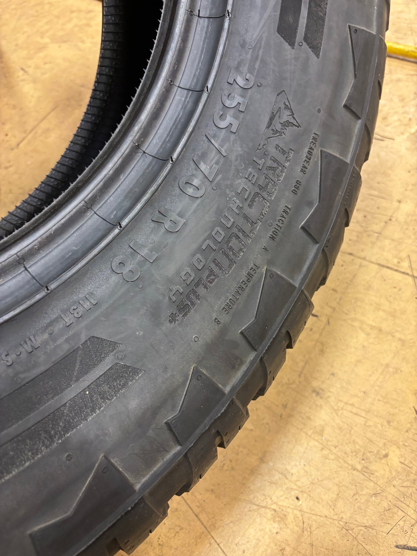 CONTINENTAL TERRAINCONTACT A/T RWL P 255 70 18 113T SL ALL TERRAIN TIRE 15506860000