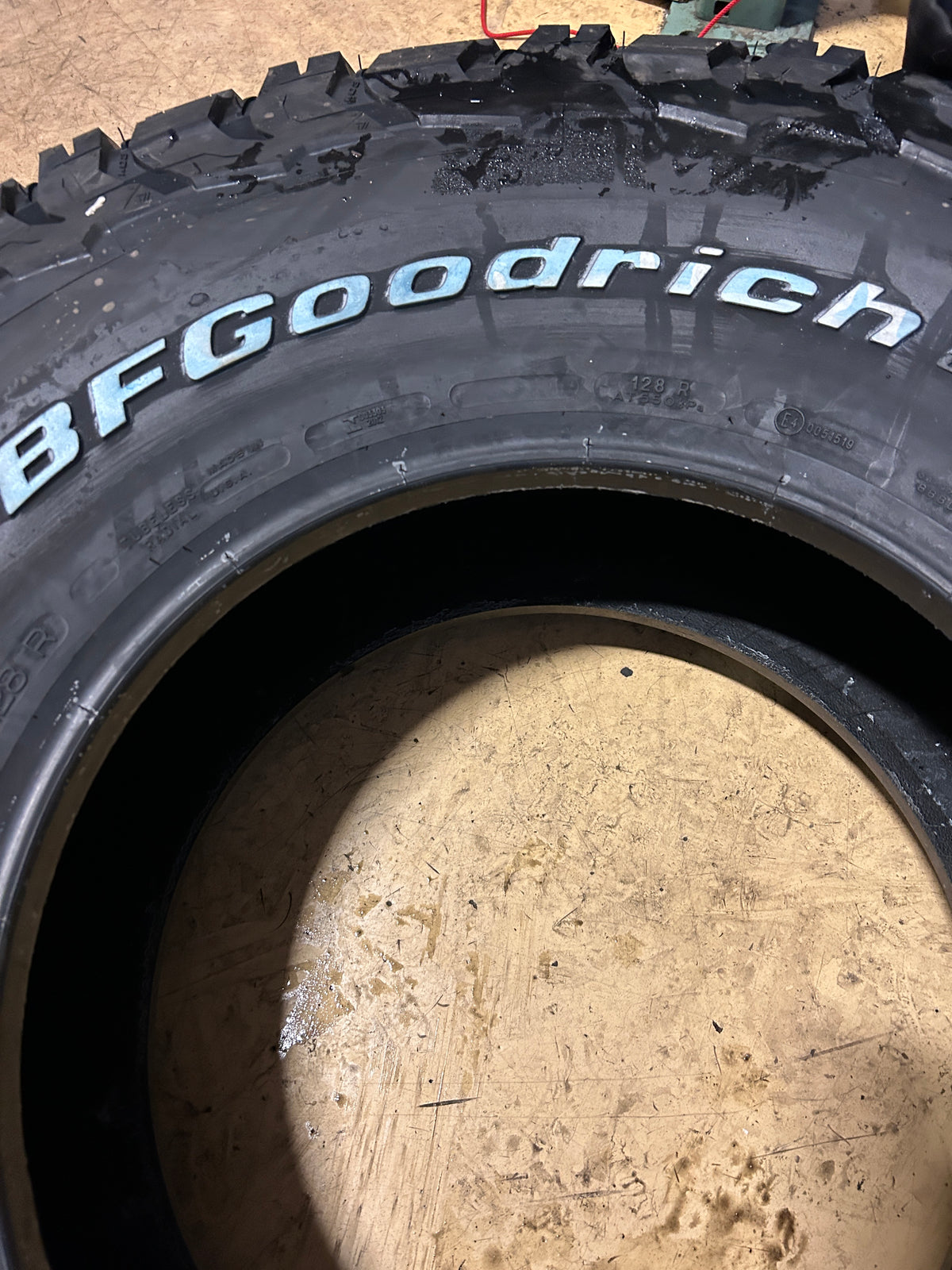 BFGOODRICH ALL-TERRAIN T/A KO3 RWL LT 37 12.5 17 128R 12PLY  TIRE 01080